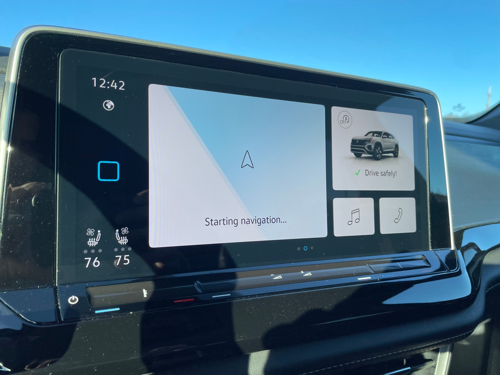 Thumbnail: 2025 Volkswagen Atlas - 3