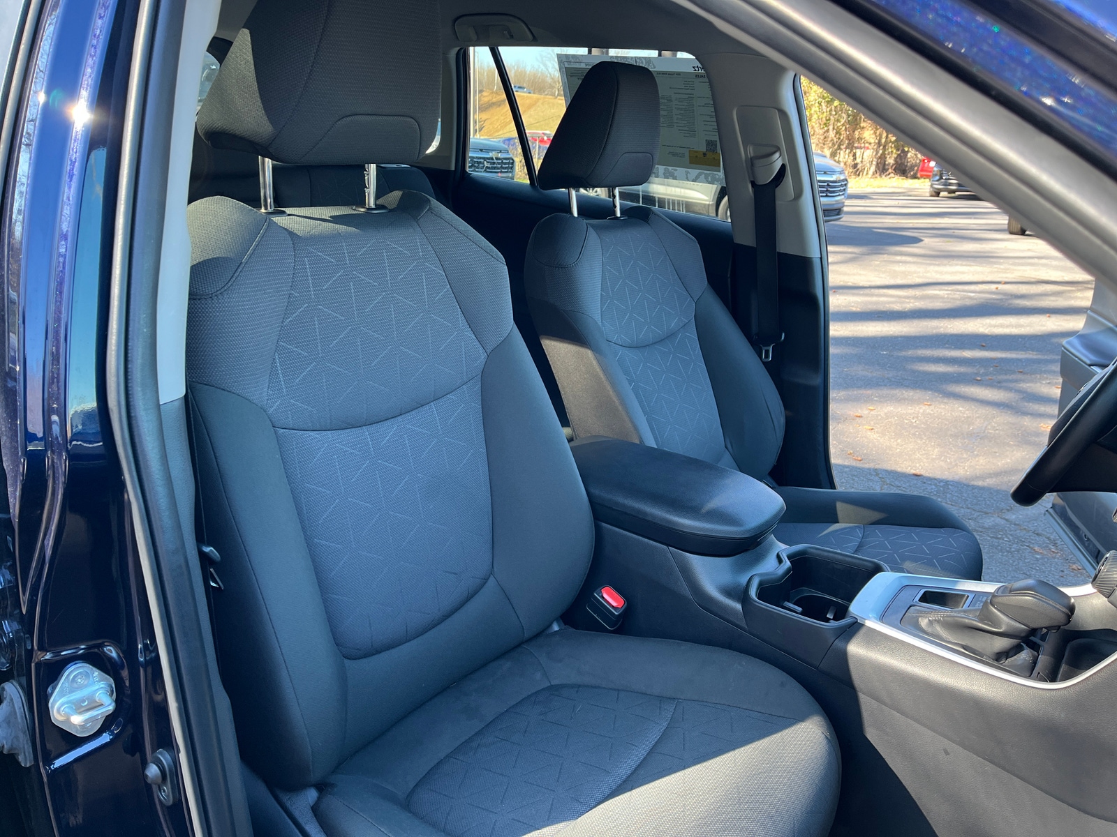 Thumbnail: 2024 Toyota RAV4 - 2