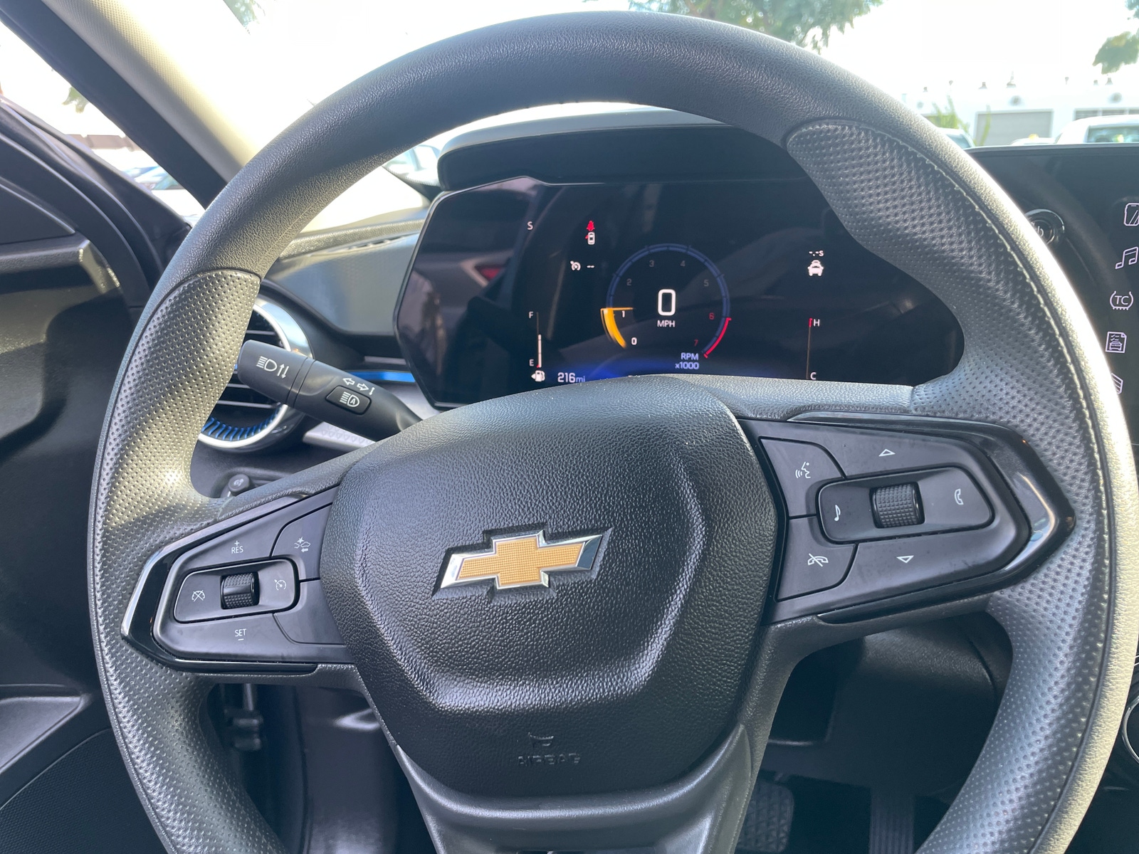 Thumbnail: 2025 Chevrolet Trax - 5