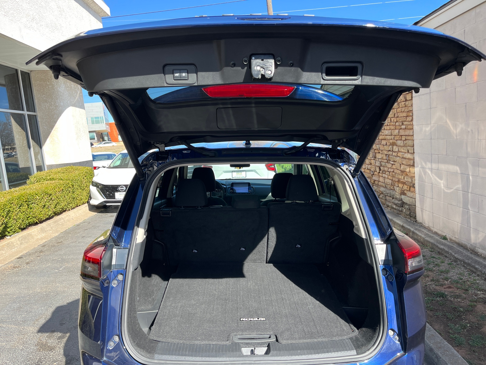 Thumbnail: 2025 Nissan Rogue - 6