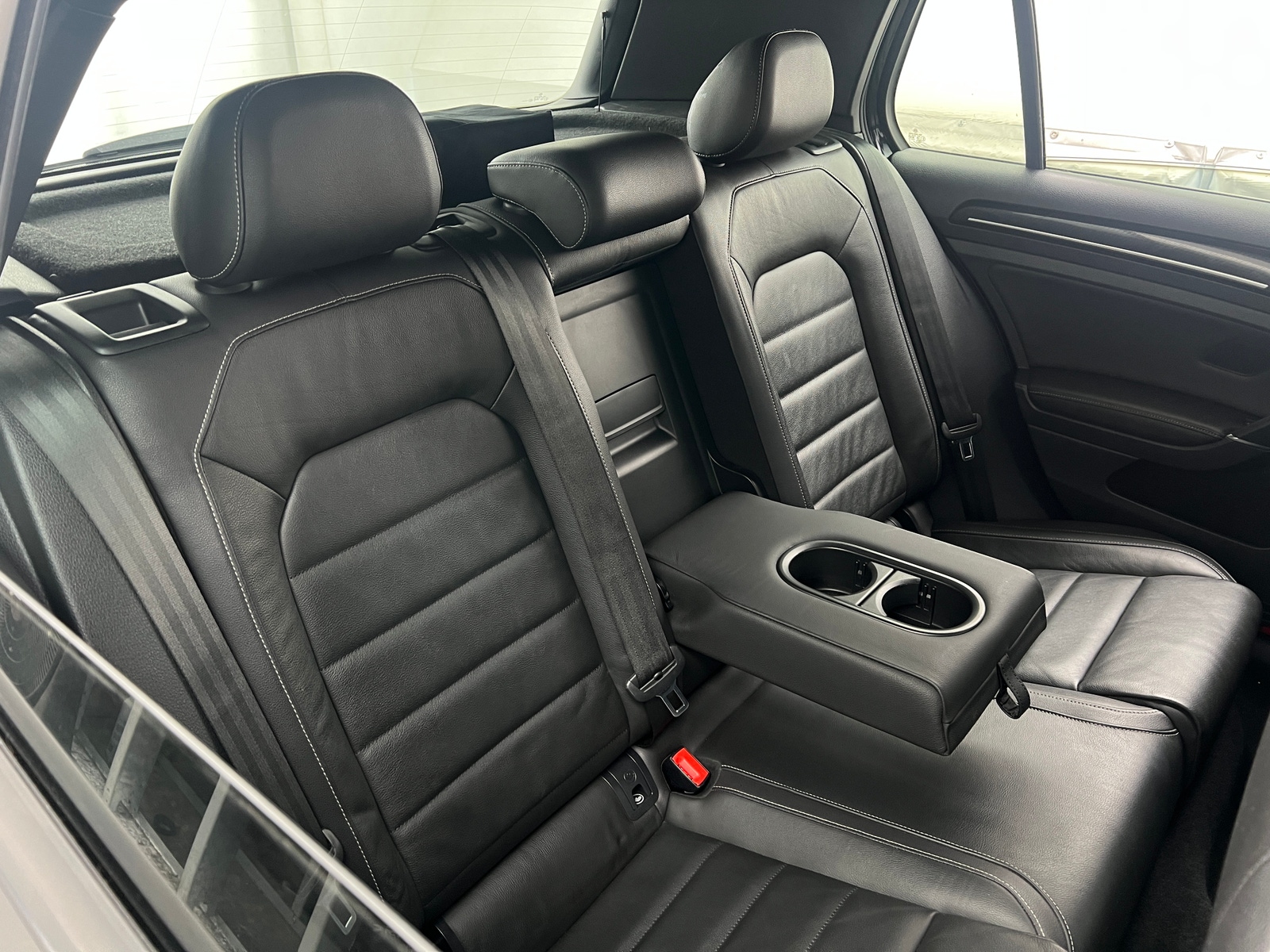 Thumbnail: 2016 Volkswagen Golf - 5