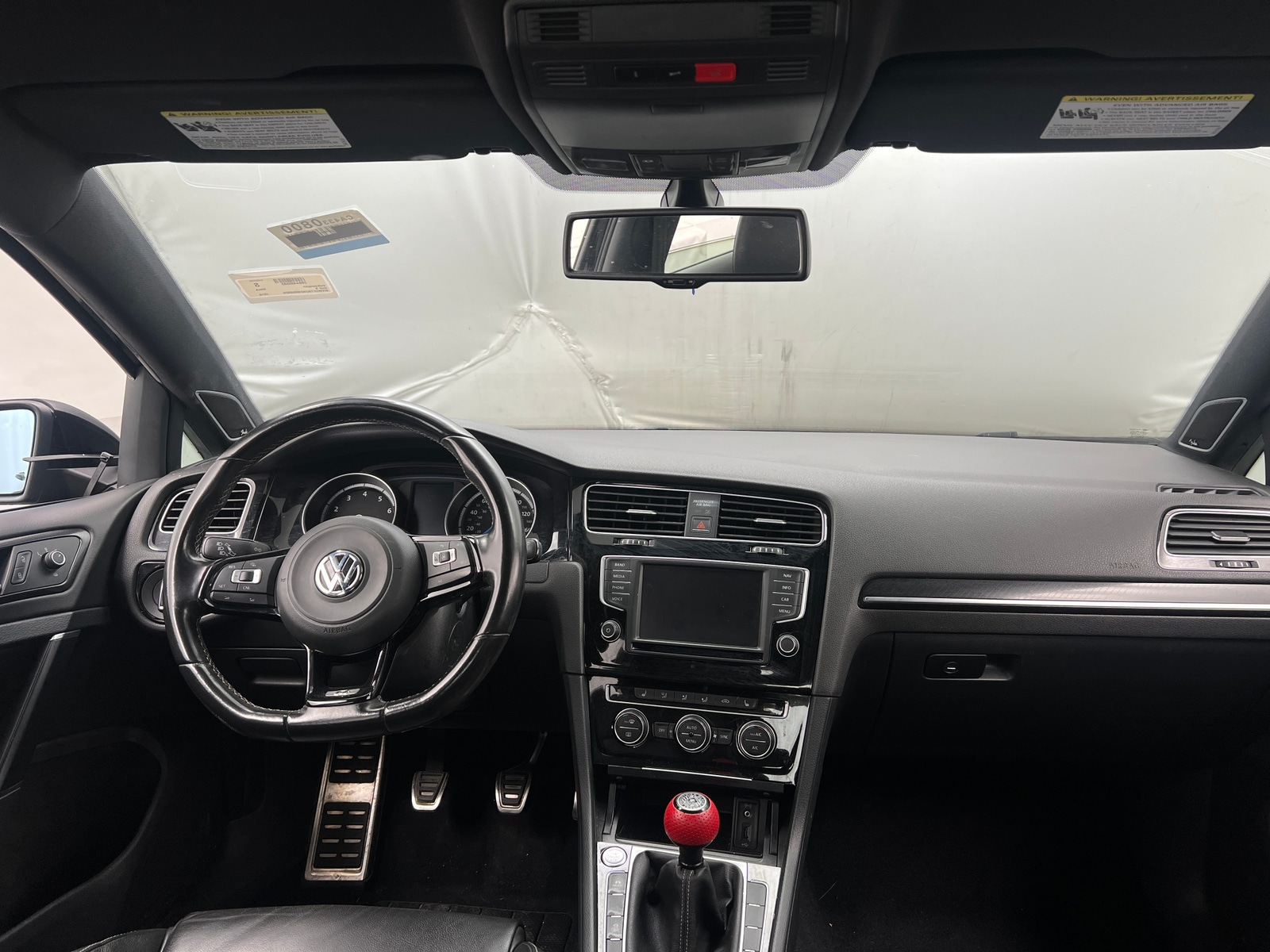 Thumbnail: 2016 Volkswagen Golf - 2