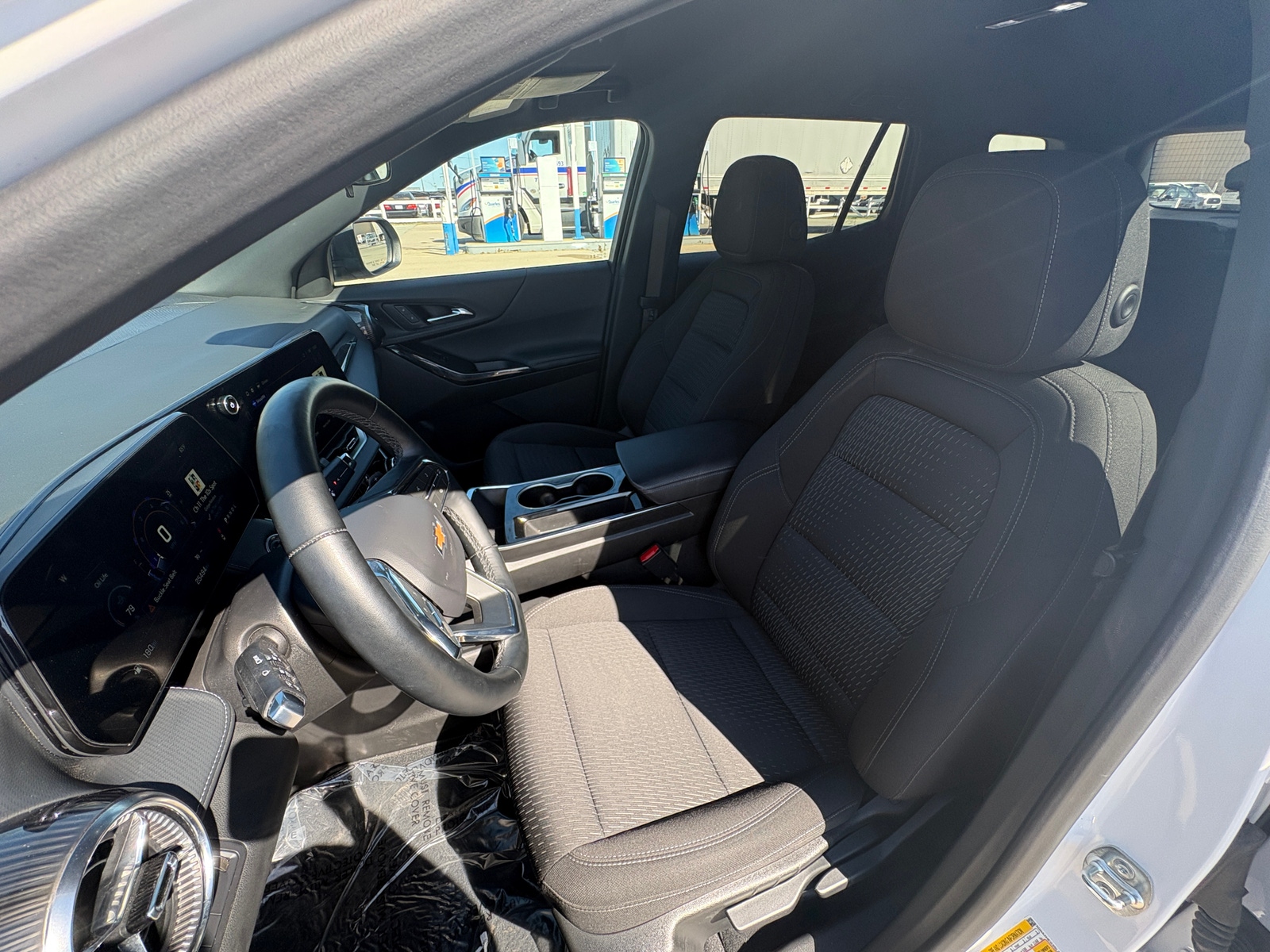 Thumbnail: 2025 Chevrolet Equinox - 2