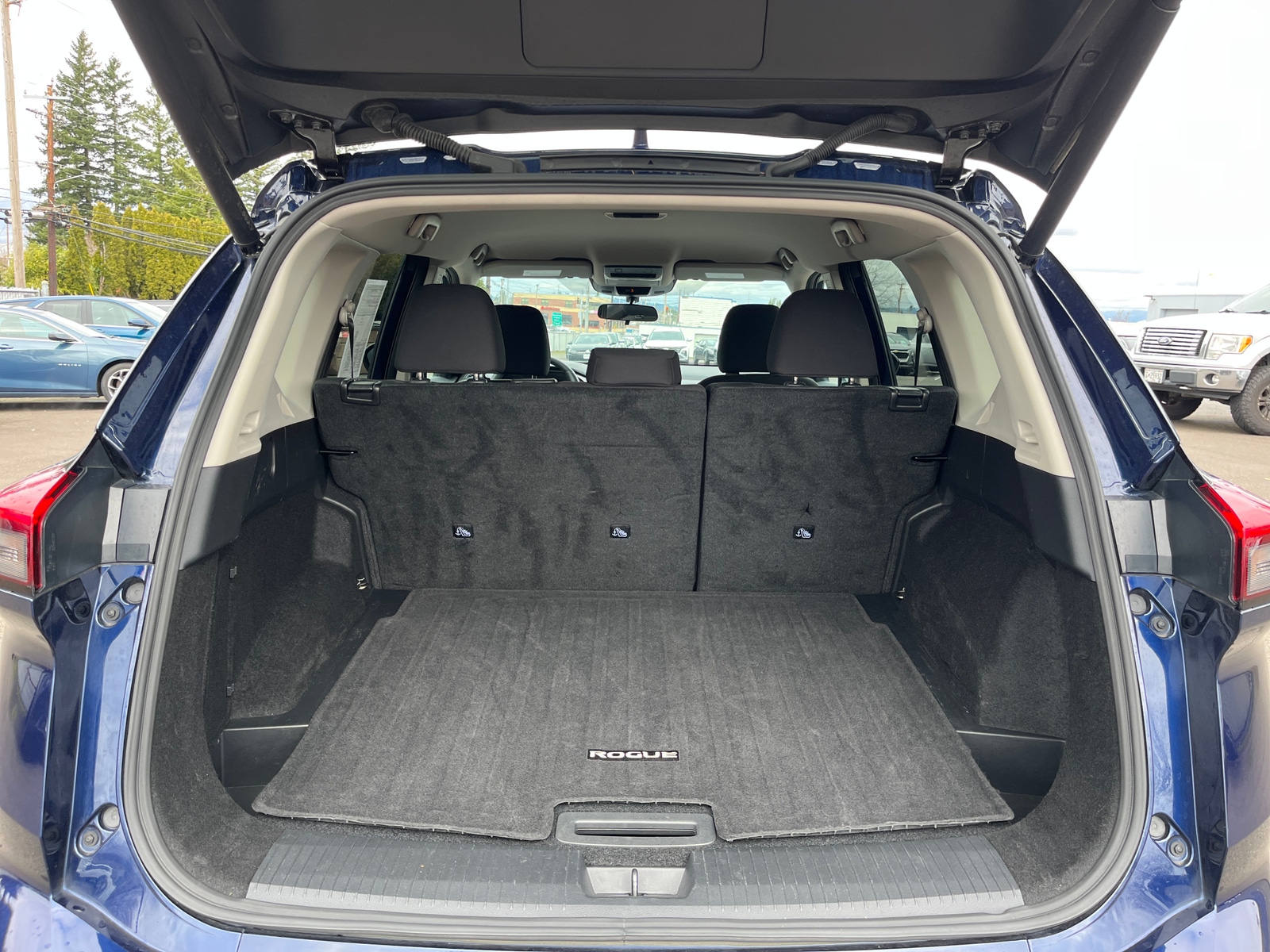 Thumbnail: 2025 Nissan Rogue - 6