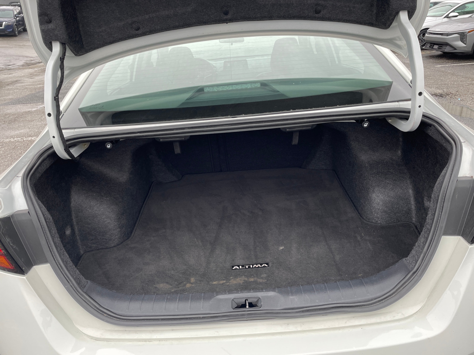 Thumbnail: 2025 Nissan Altima - 6