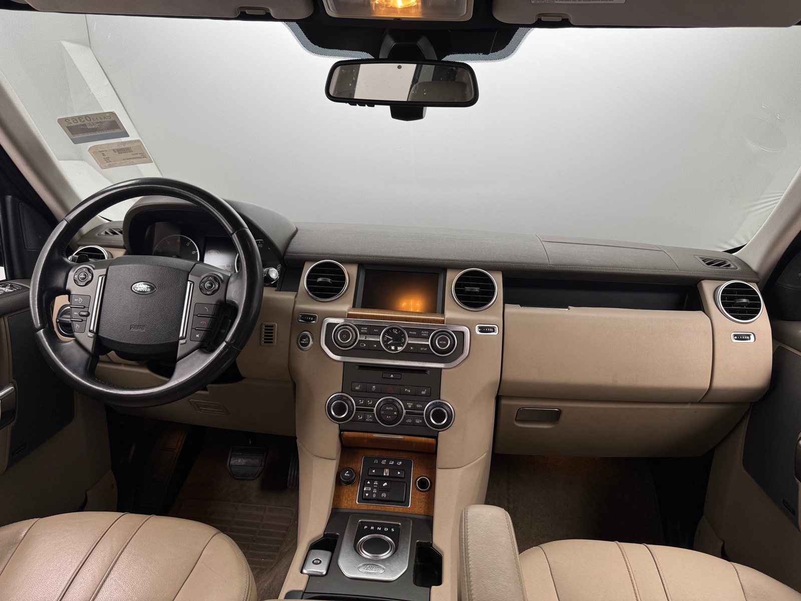 Thumbnail: 2016 Land Rover LR4 - 2