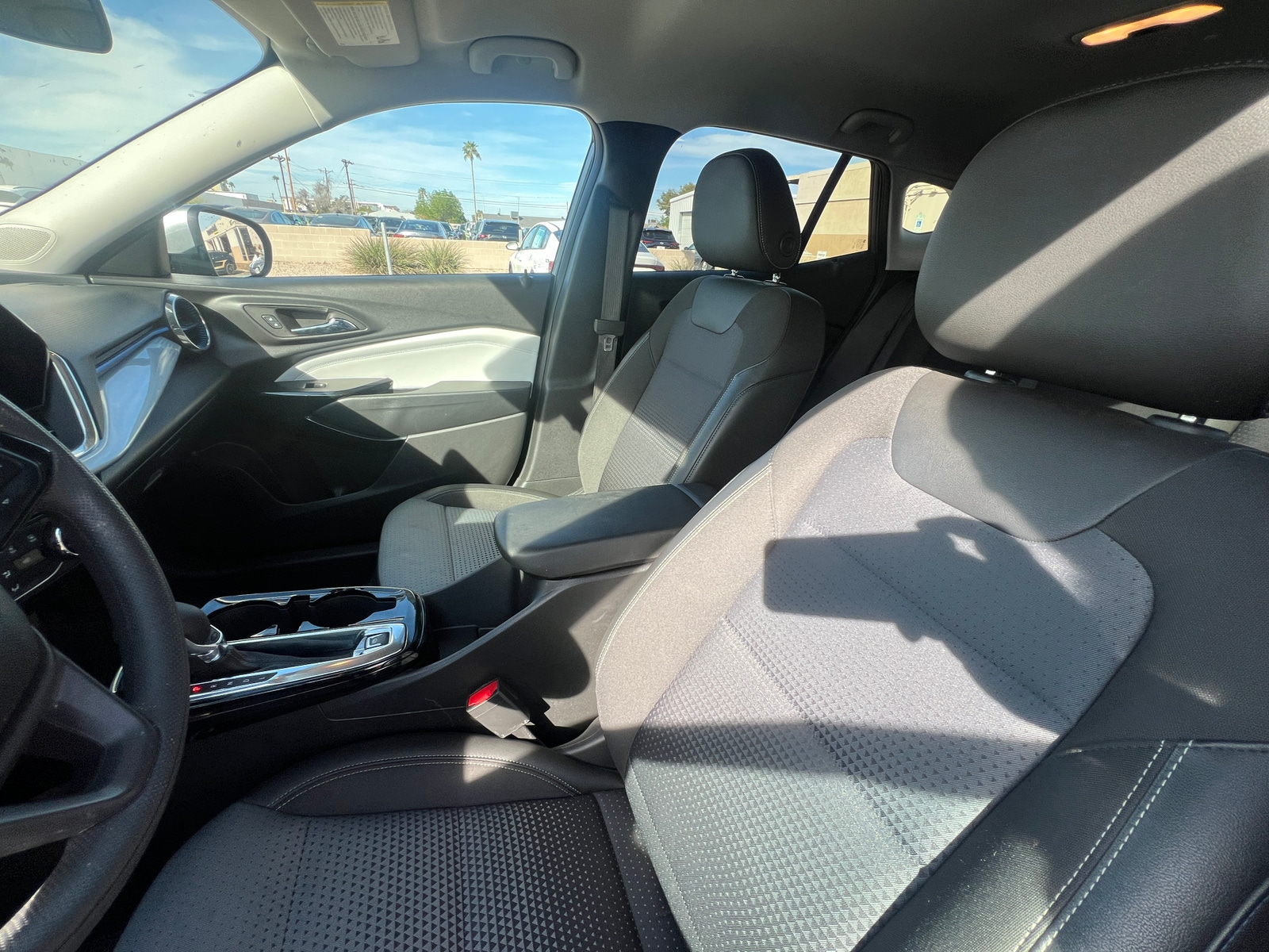 Thumbnail: 2025 Chevrolet Trax - 2