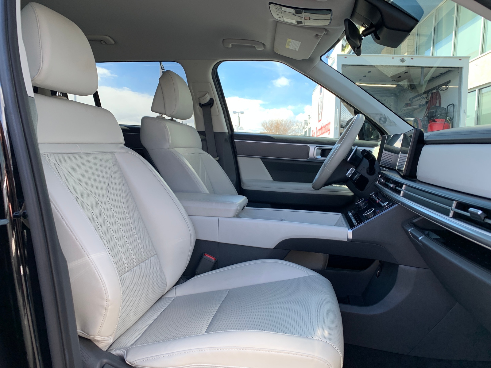 Thumbnail: 2025 Hyundai Santa Fe - 2