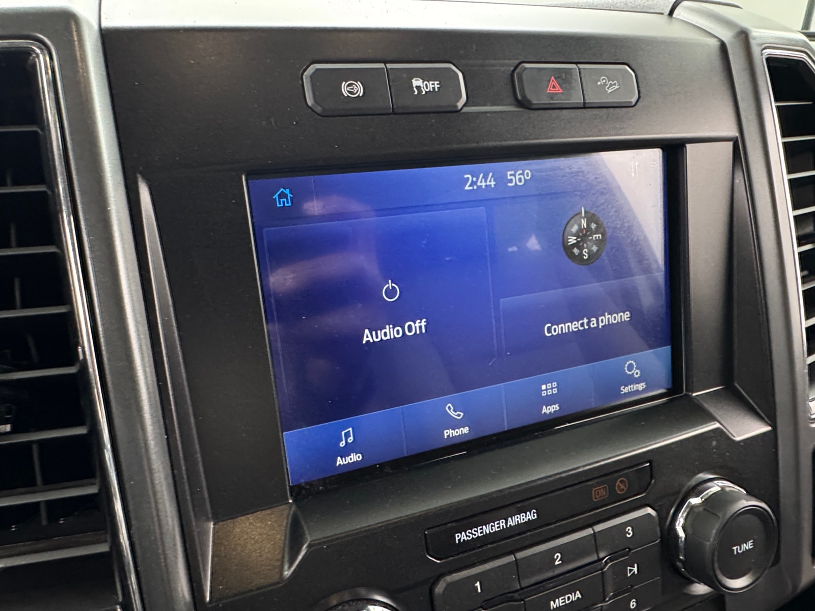 Thumbnail: 2022 Ford Econoline - 4