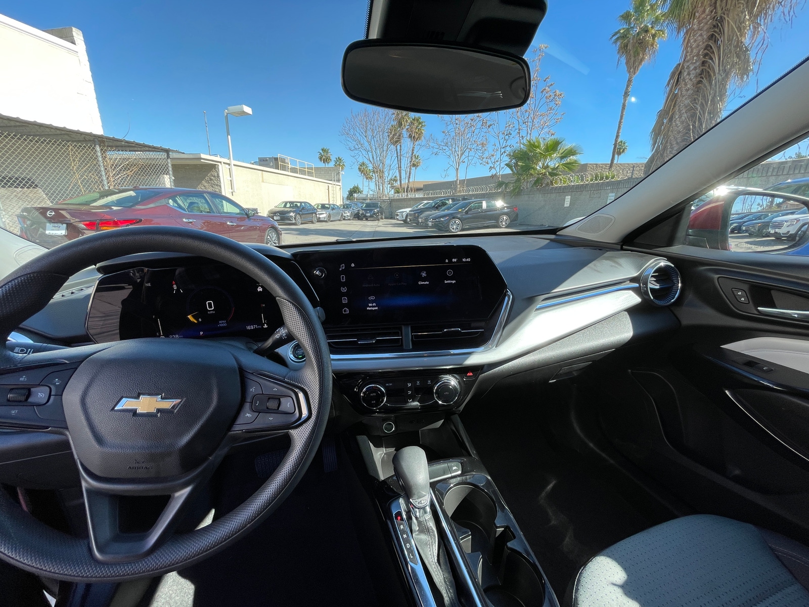 Thumbnail: 2025 Chevrolet Trax - 3