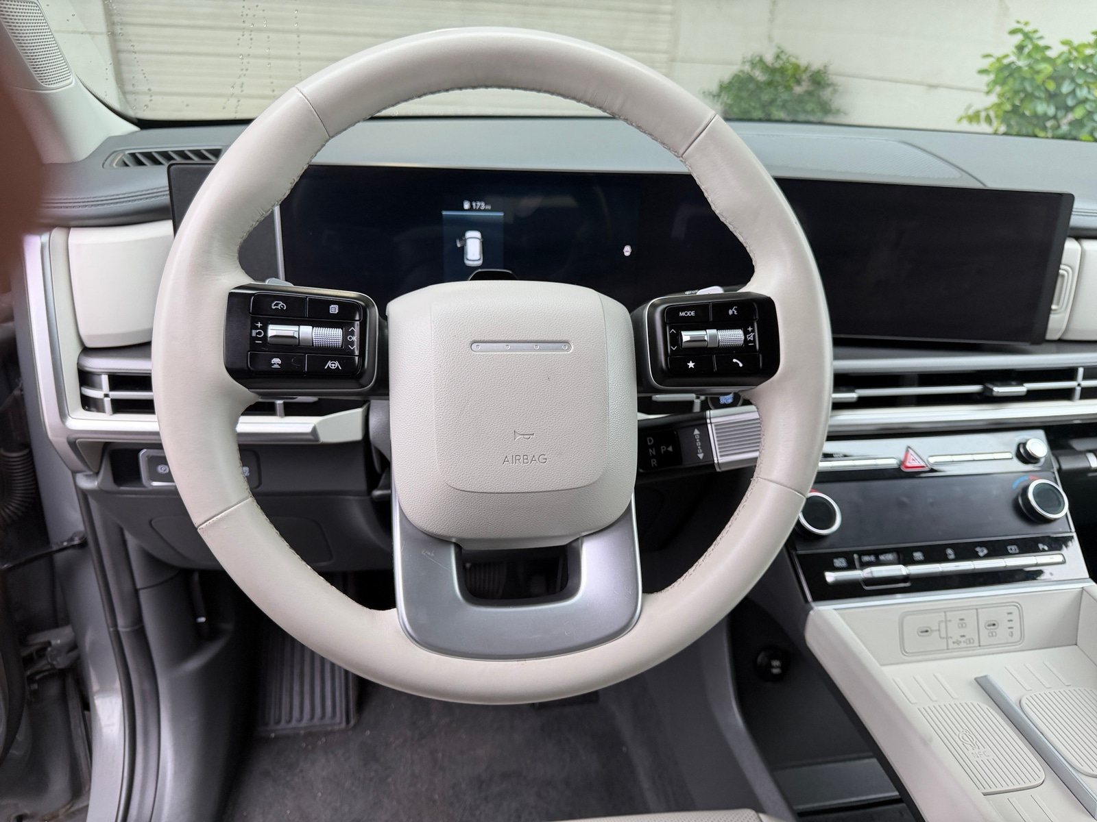 Thumbnail: 2025 Hyundai Santa Fe - 4