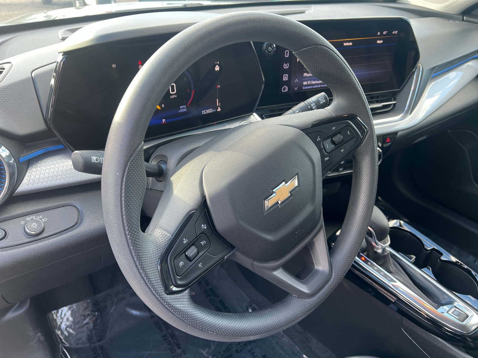 Thumbnail: 2025 Chevrolet Trax - 5