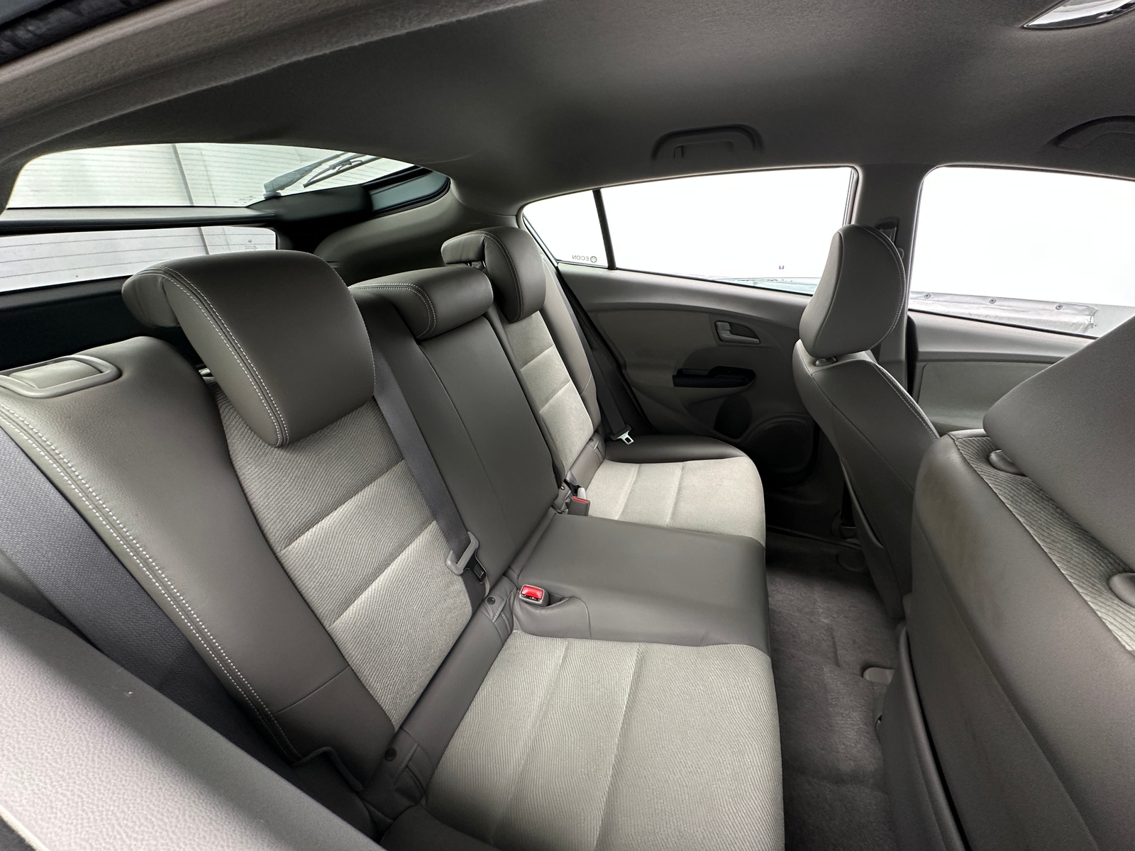 Thumbnail: 2012 Honda Insight - 6