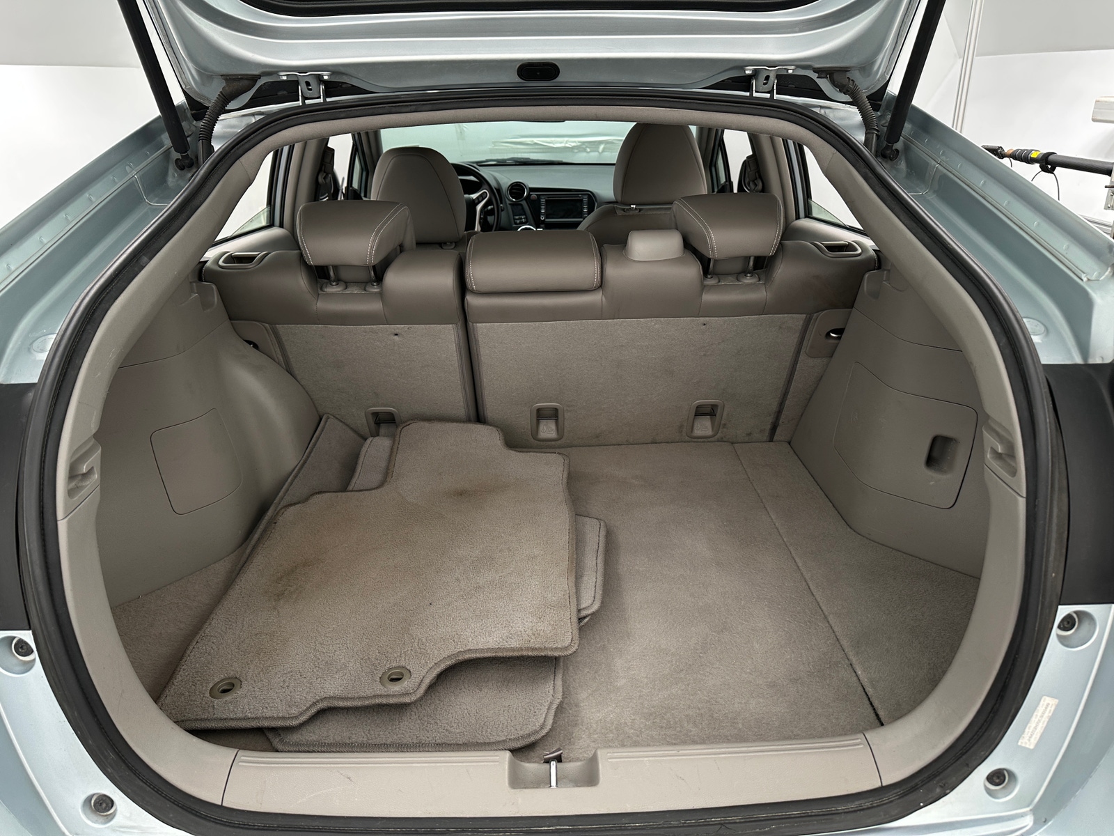 Thumbnail: 2012 Honda Insight - 7