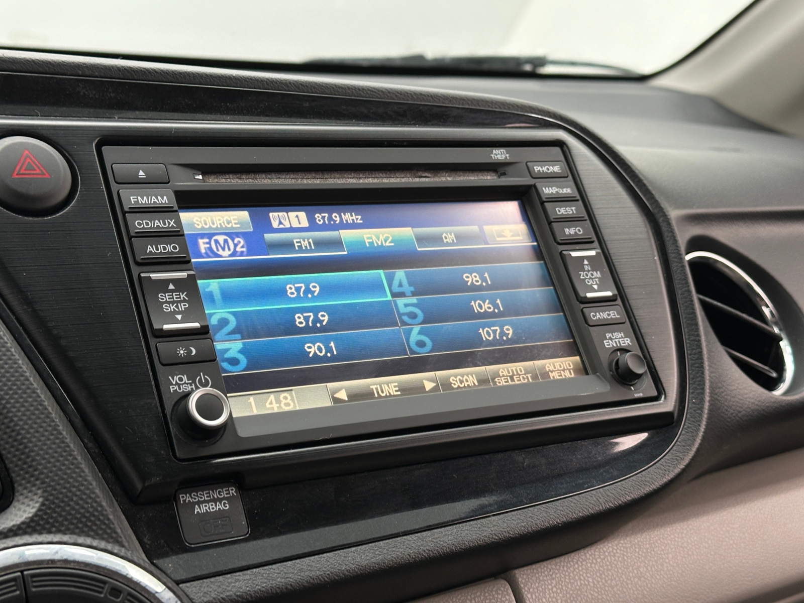 Thumbnail: 2012 Honda Insight - 4