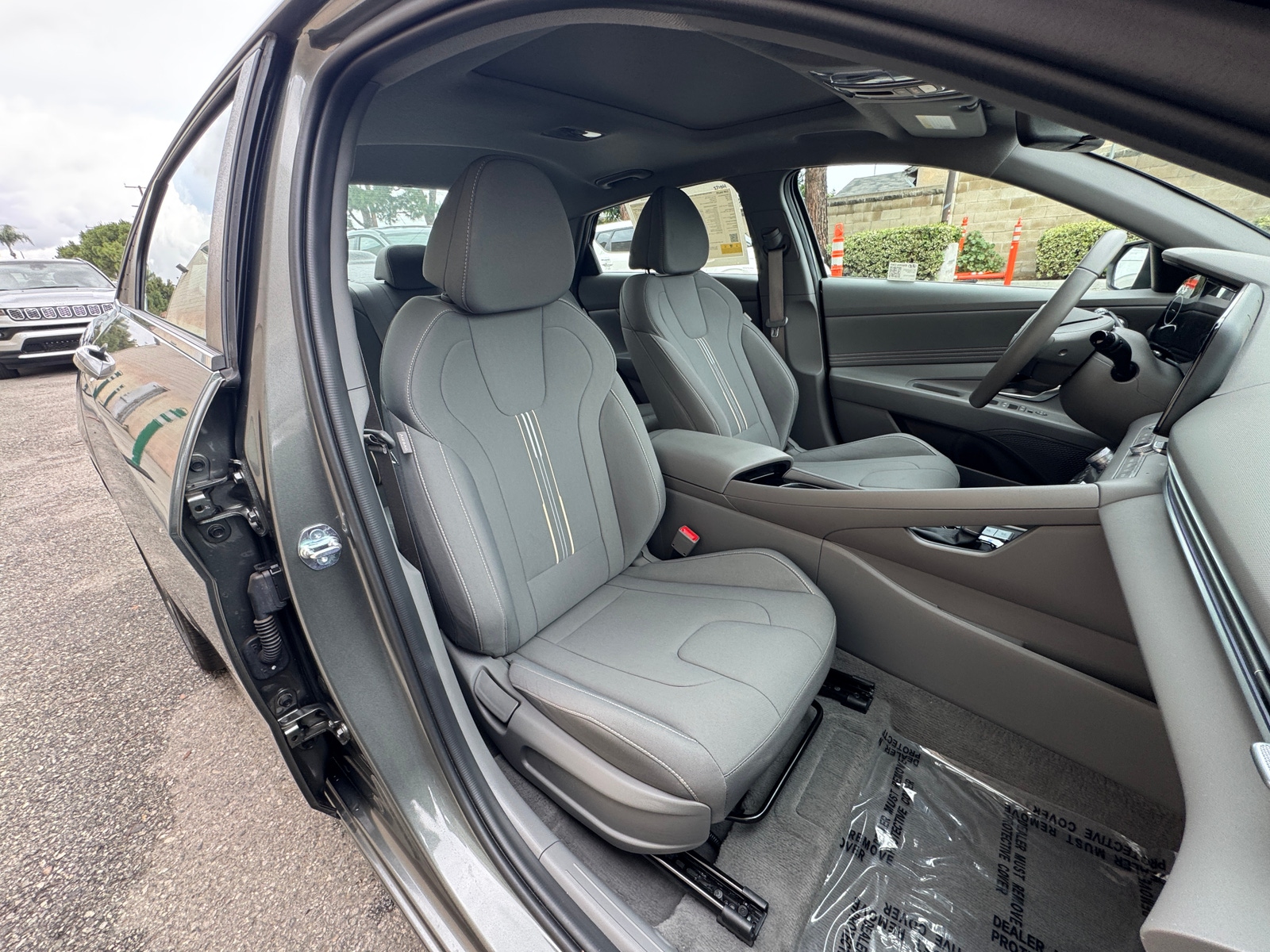 Thumbnail: 2025 Hyundai Elantra - 2