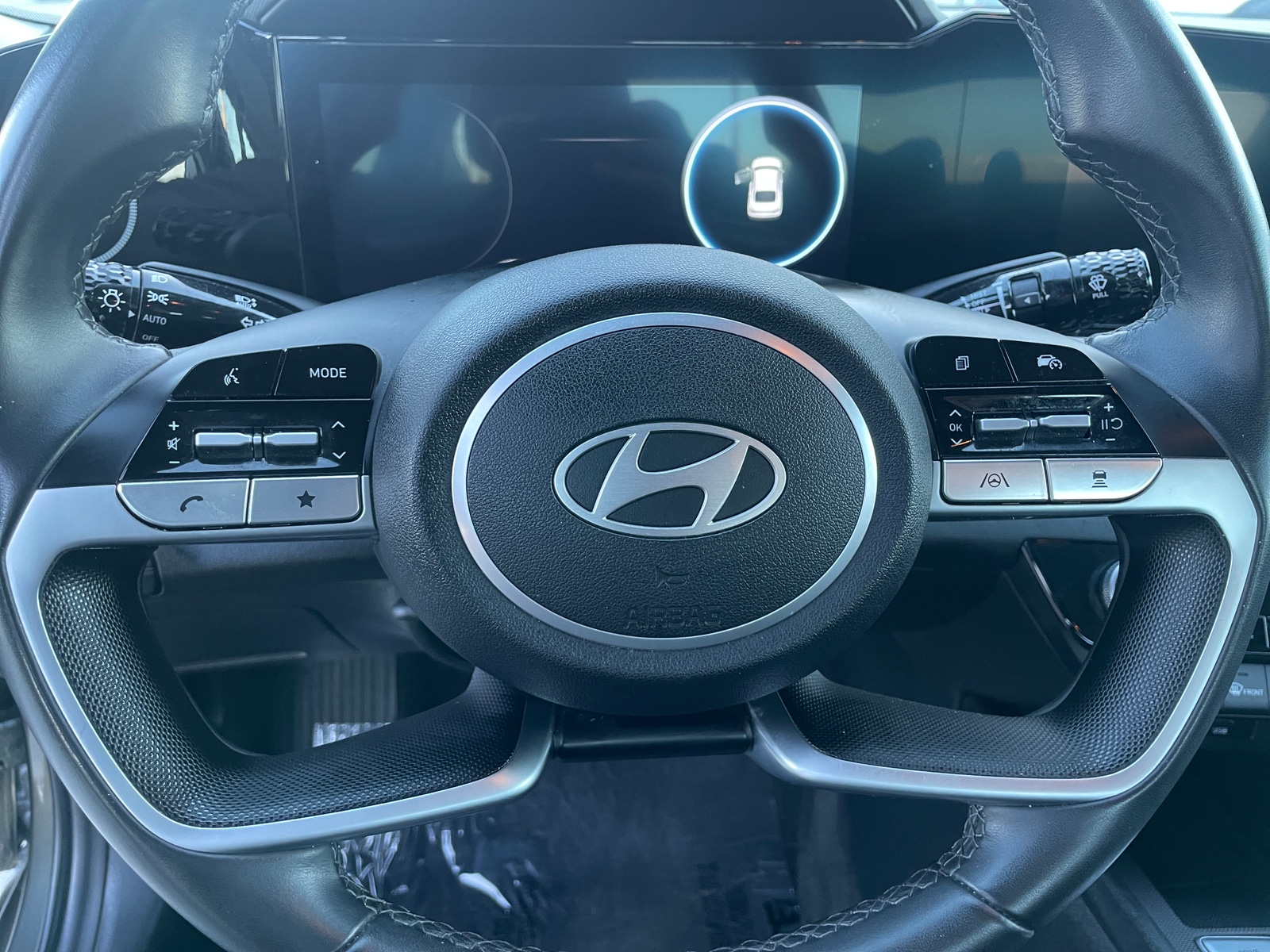 Thumbnail: 2025 Hyundai Elantra - 4