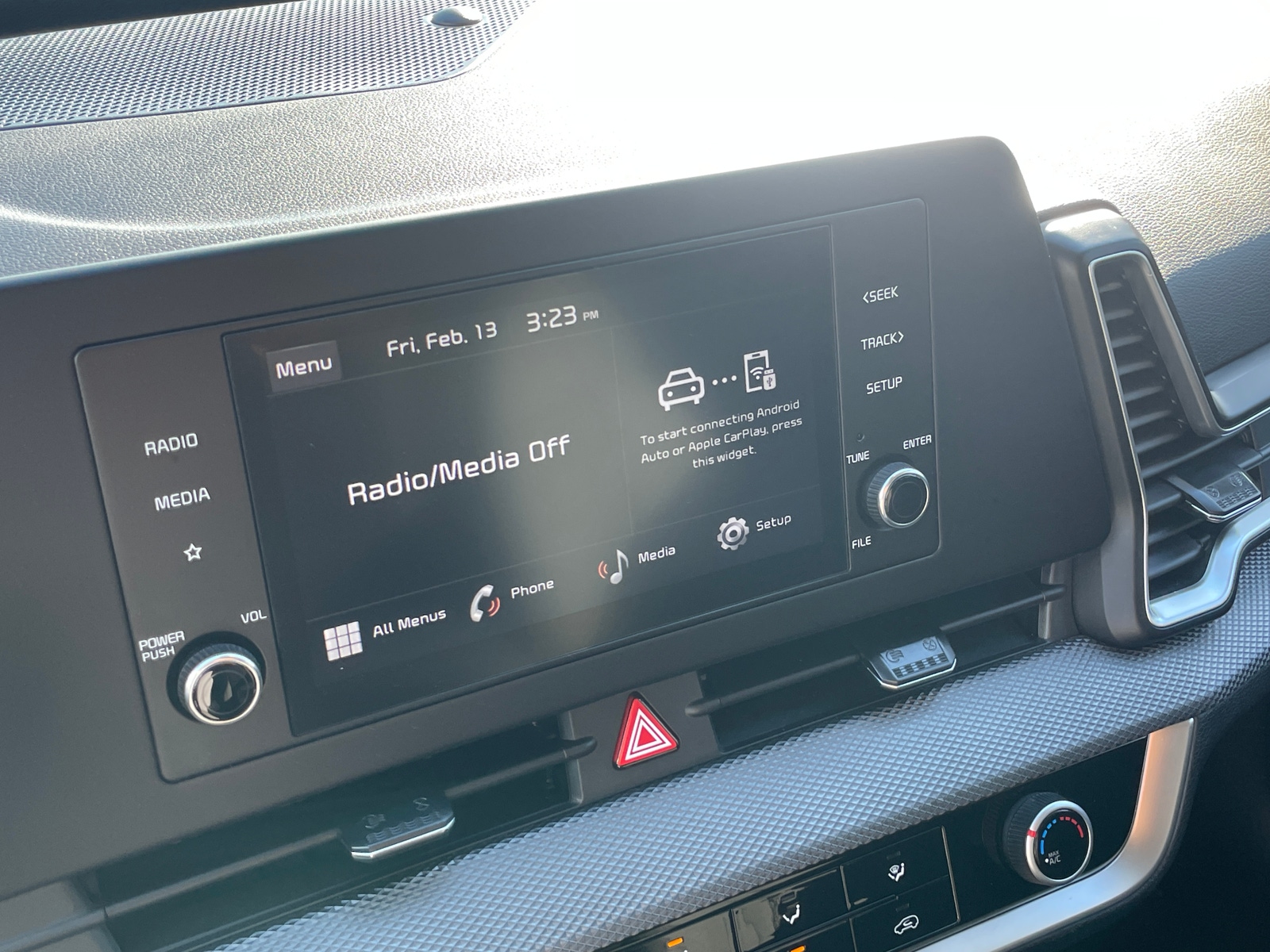 Thumbnail: 2025 Kia Sportage - 4