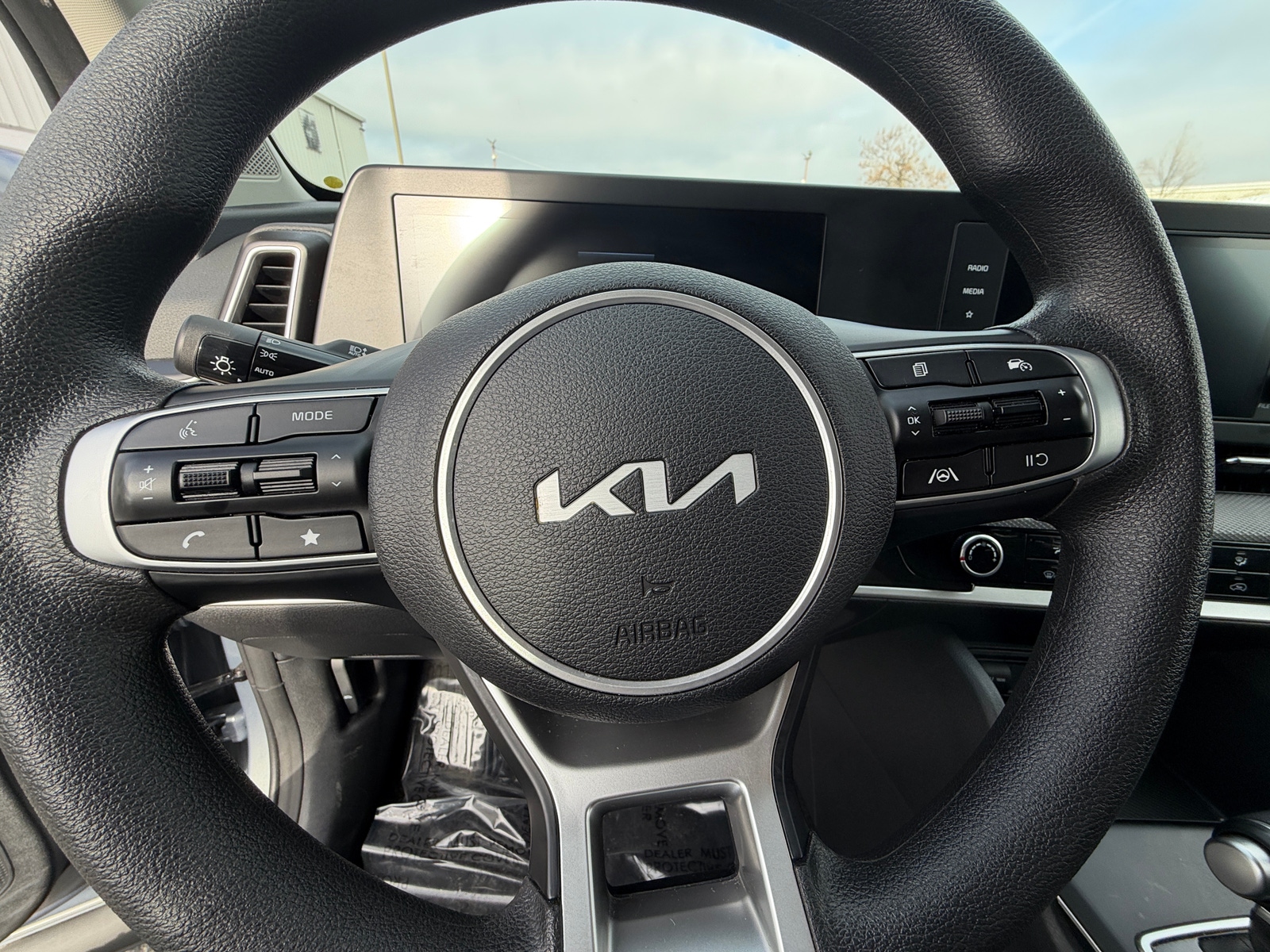 Thumbnail: 2025 Kia Sportage - 5