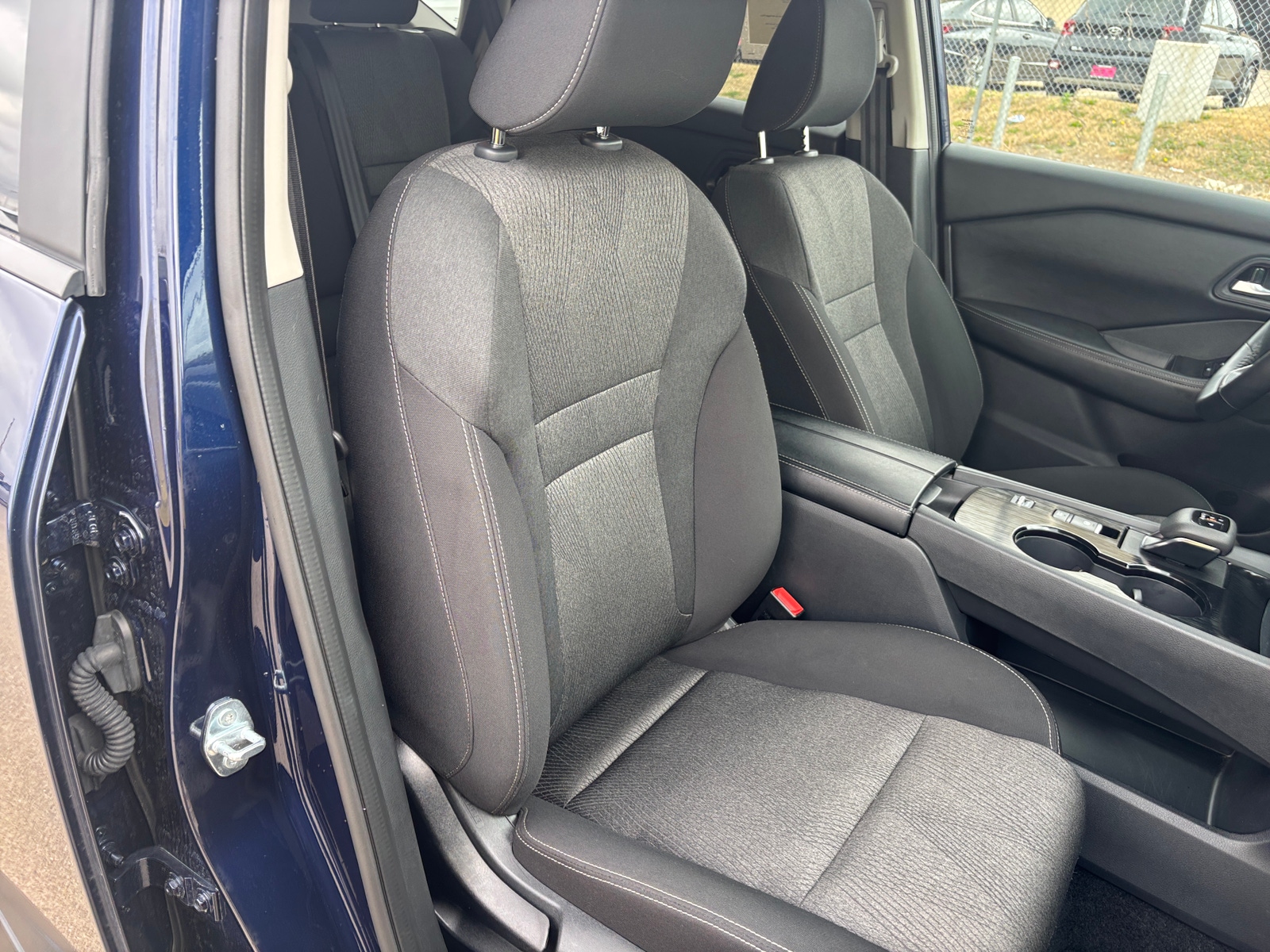 Thumbnail: 2025 Nissan Rogue - 2