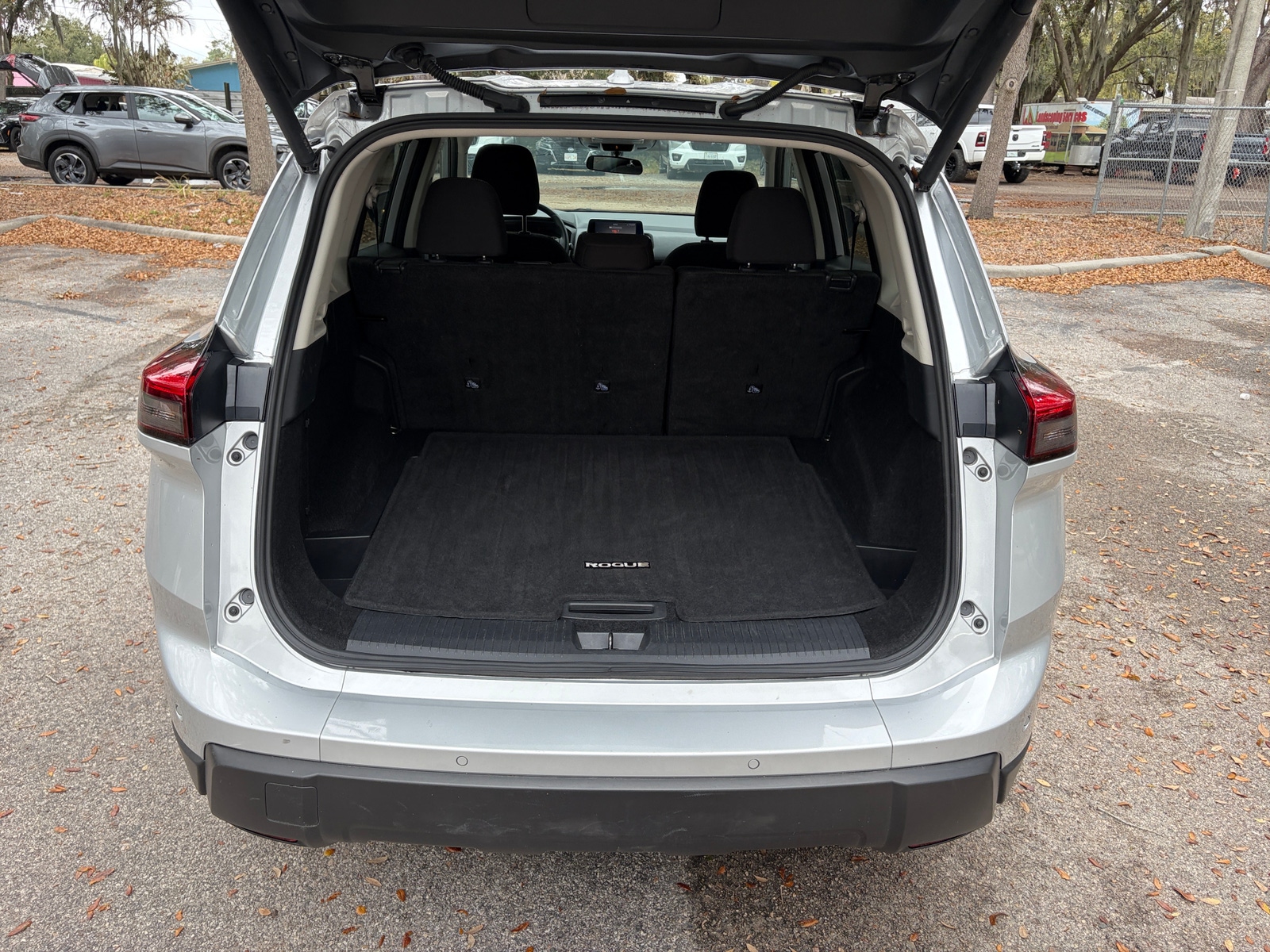 Thumbnail: 2025 Nissan Rogue - 4