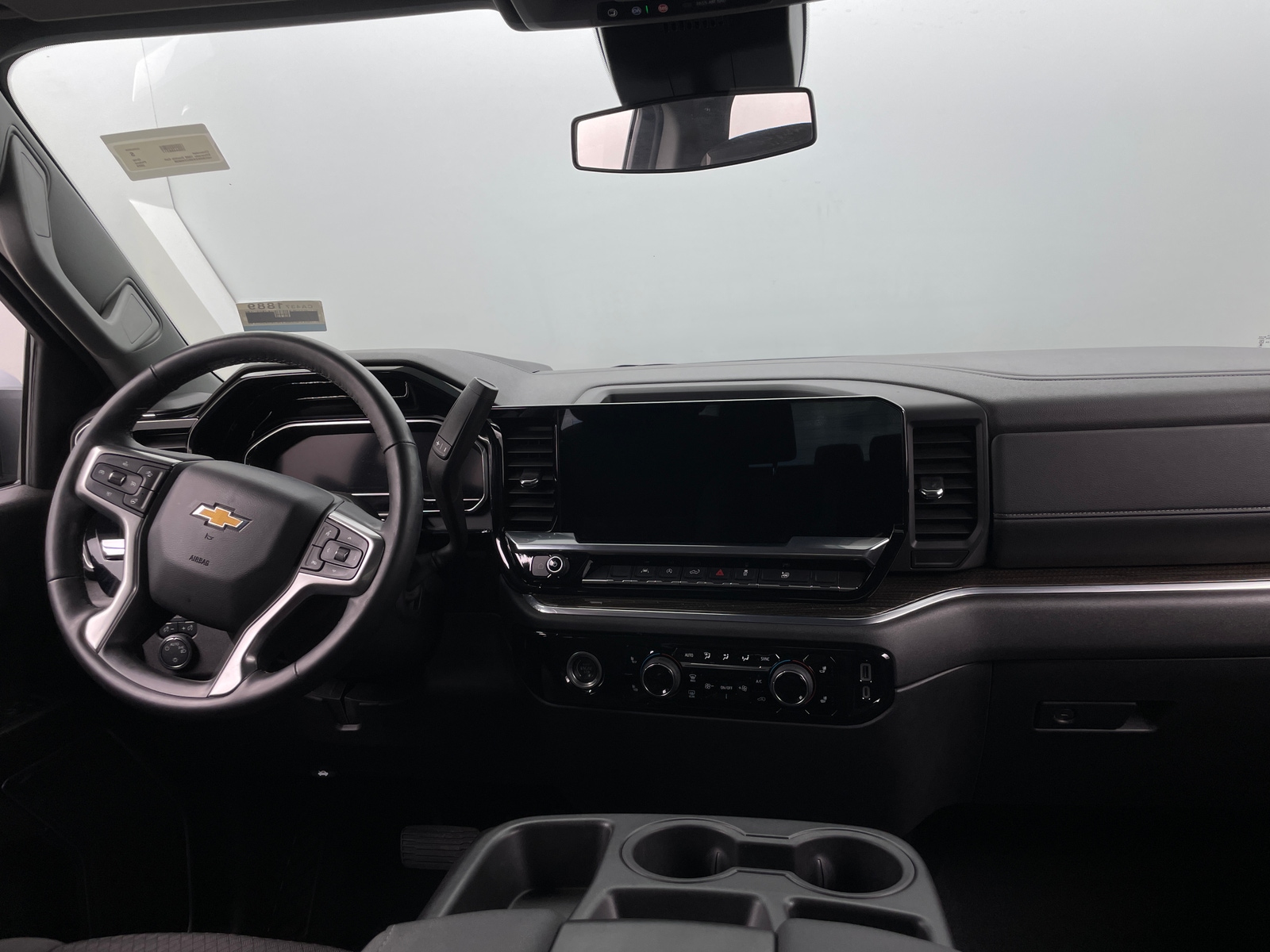 Thumbnail: 2024 Chevrolet Silverado 1500 - 3