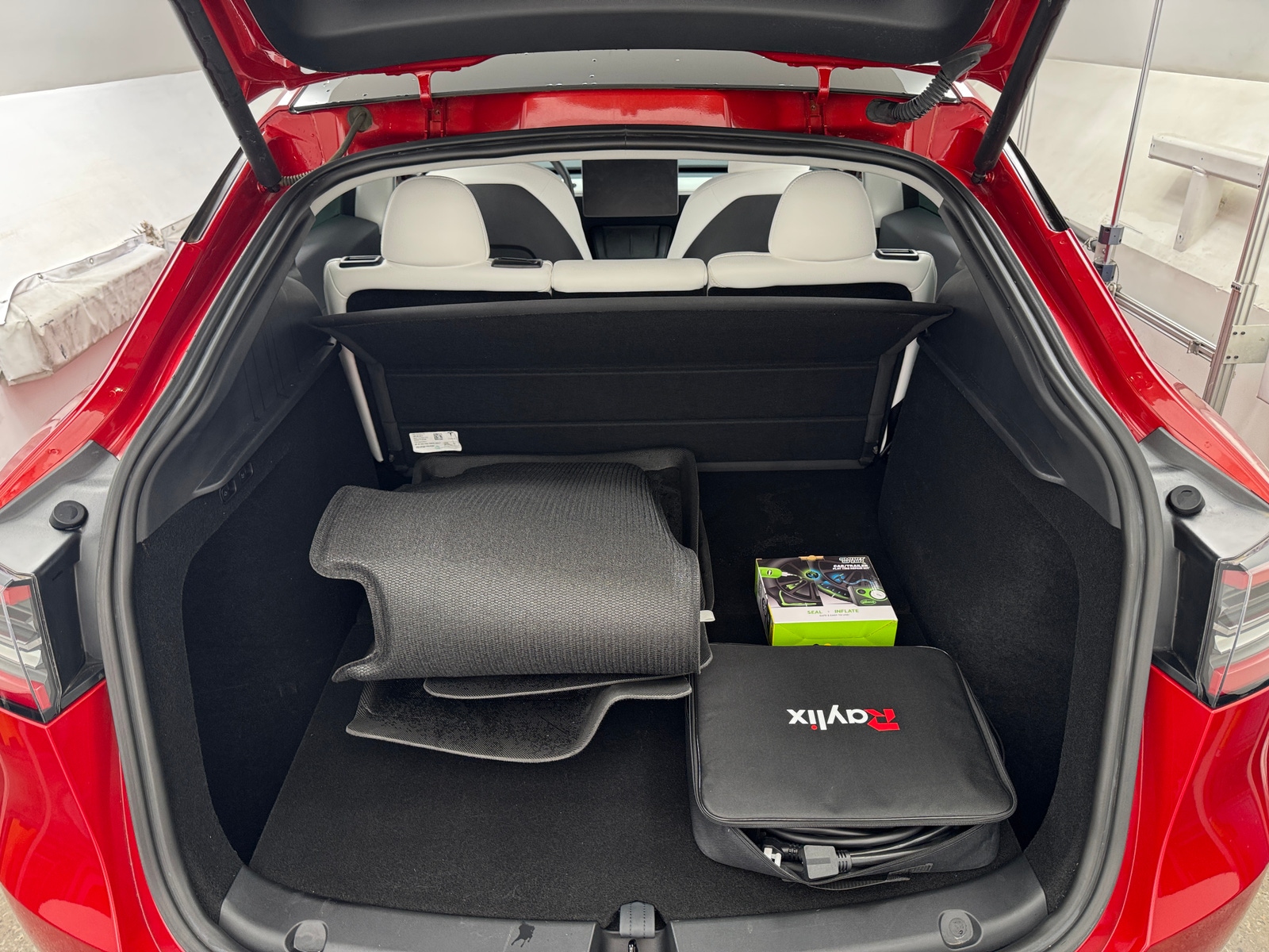 Thumbnail: 2023 Tesla Model Y - 6