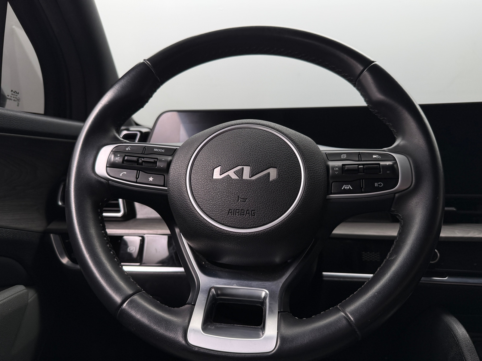 Thumbnail: 2023 Kia Sportage - 4