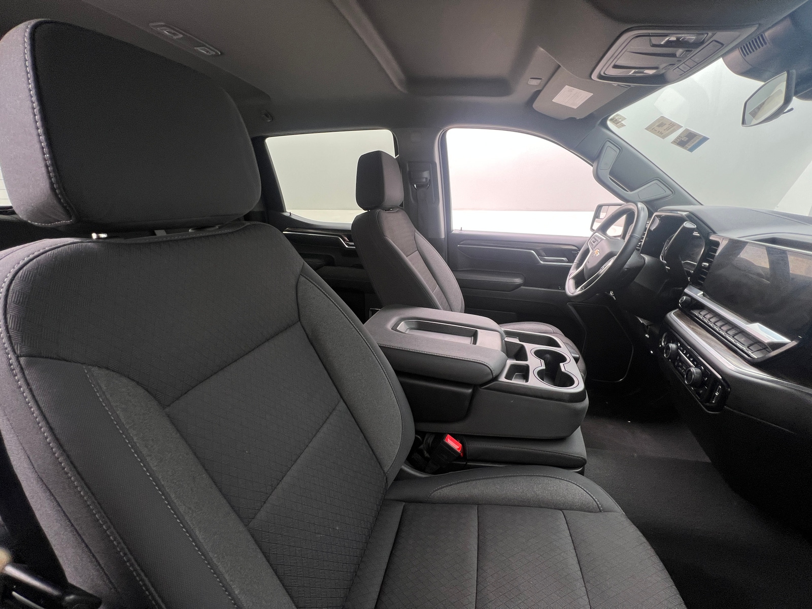 Thumbnail: 2024 Chevrolet Silverado 1500 - 2