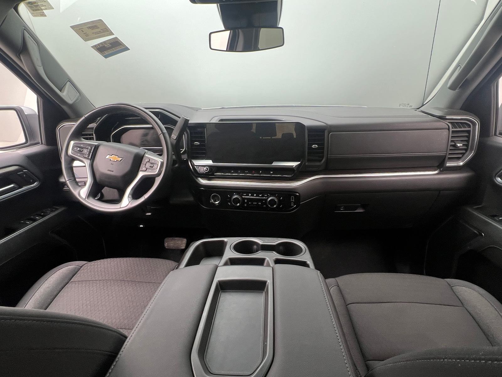 Thumbnail: 2024 Chevrolet Silverado 1500 - 3