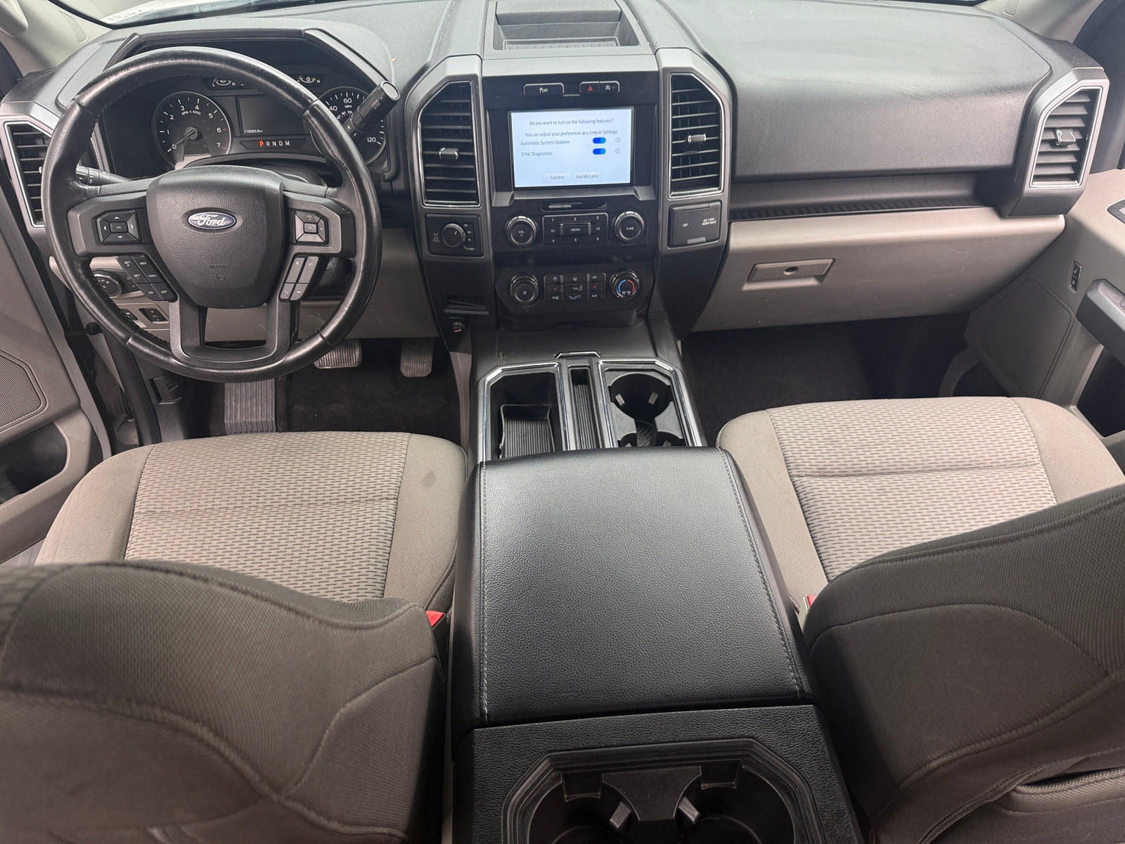 Thumbnail: 2019 Ford Econoline - 3