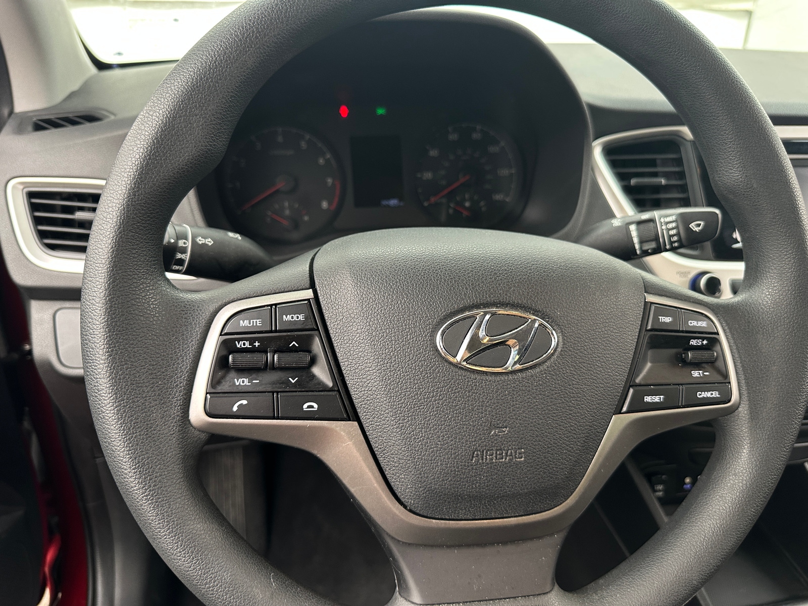 Thumbnail: 2022 Hyundai Accent - 5