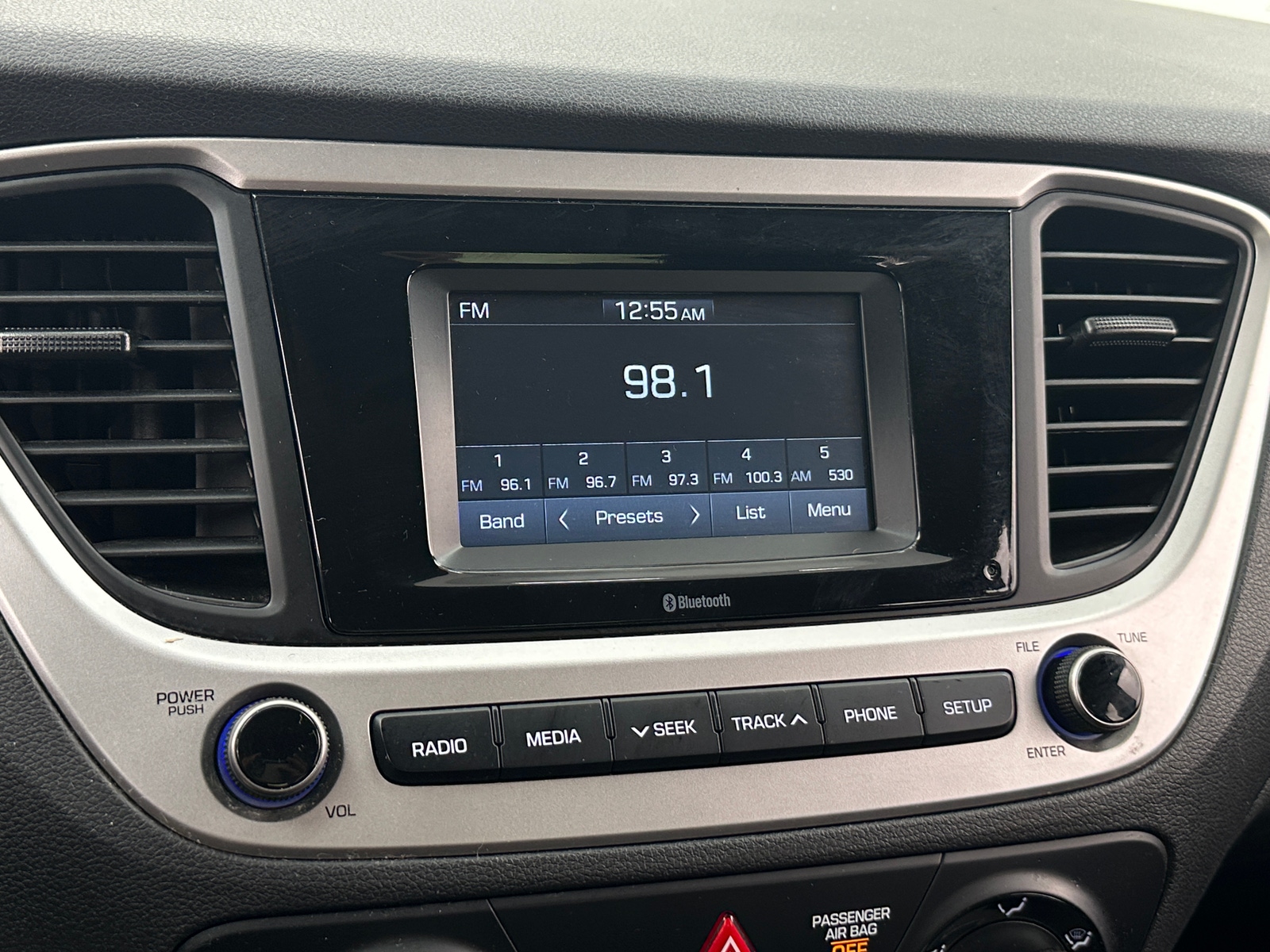 Thumbnail: 2022 Hyundai Accent - 4