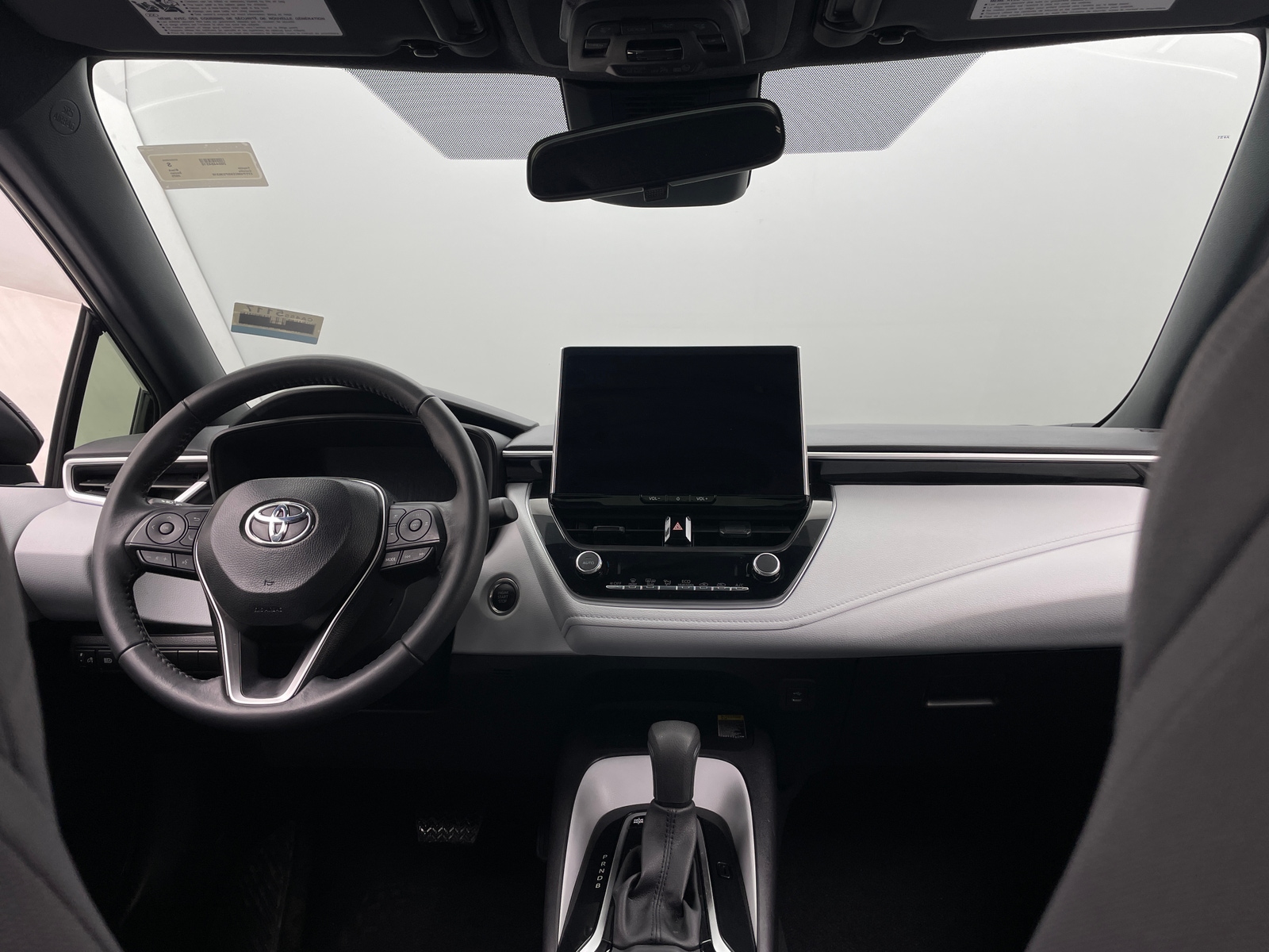 Thumbnail: 2025 Toyota Corolla - 3