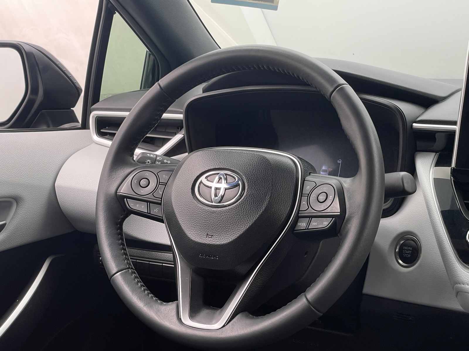 Thumbnail: 2025 Toyota Corolla - 5