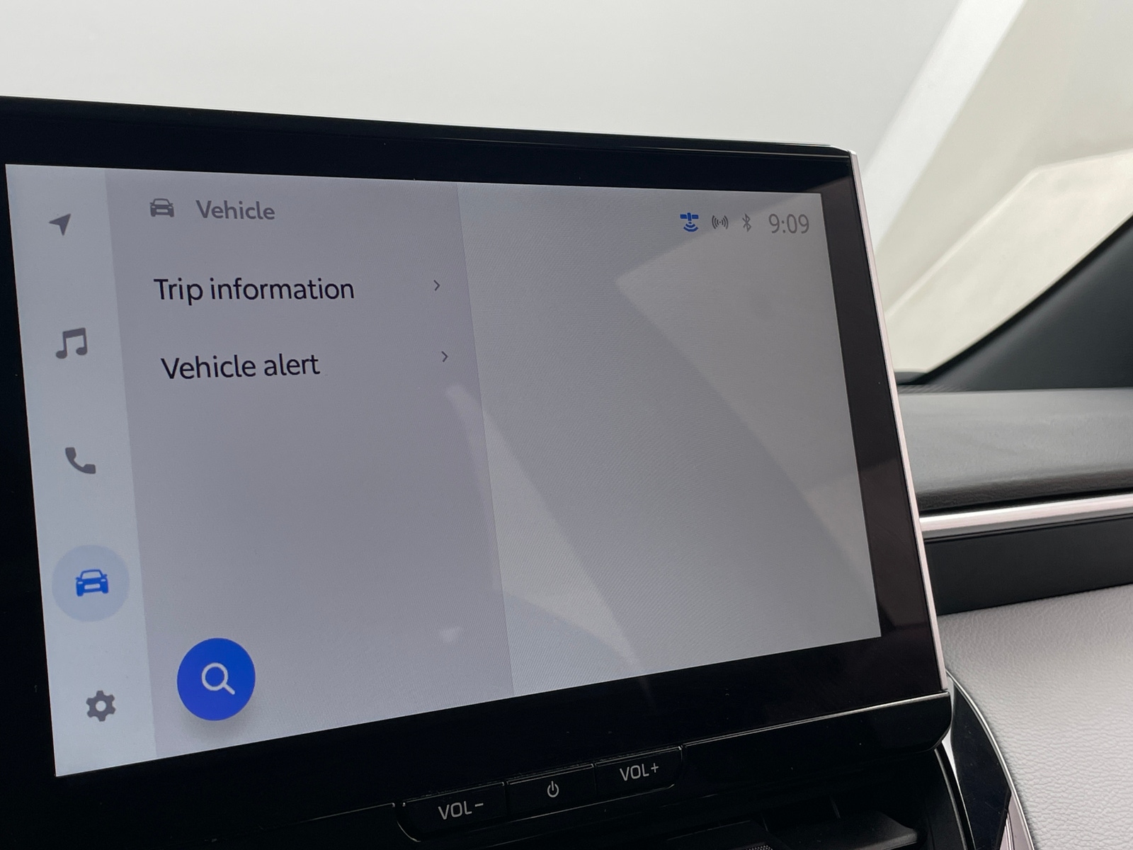 Thumbnail: 2025 Toyota Corolla - 4