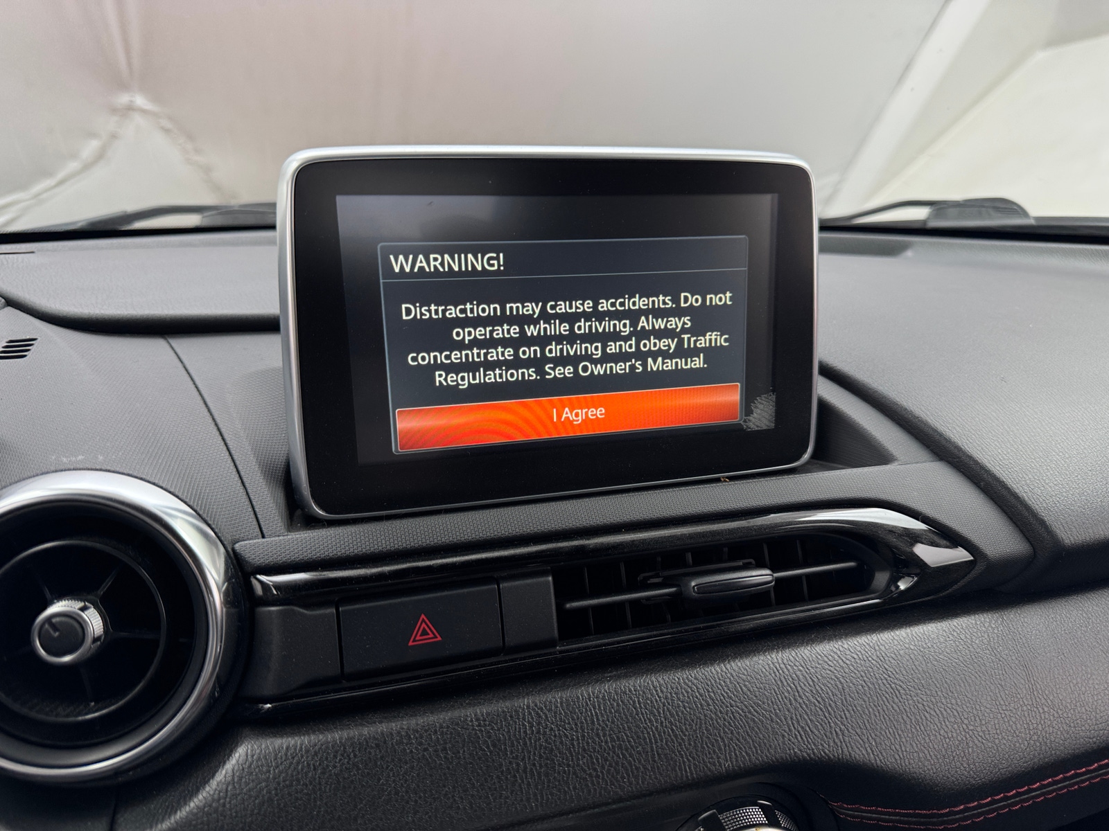 Thumbnail: 2016 Mazda MX-5 Miata - 3