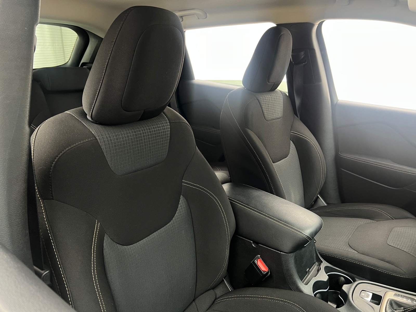 Thumbnail: 2016 Jeep Cherokee - 2