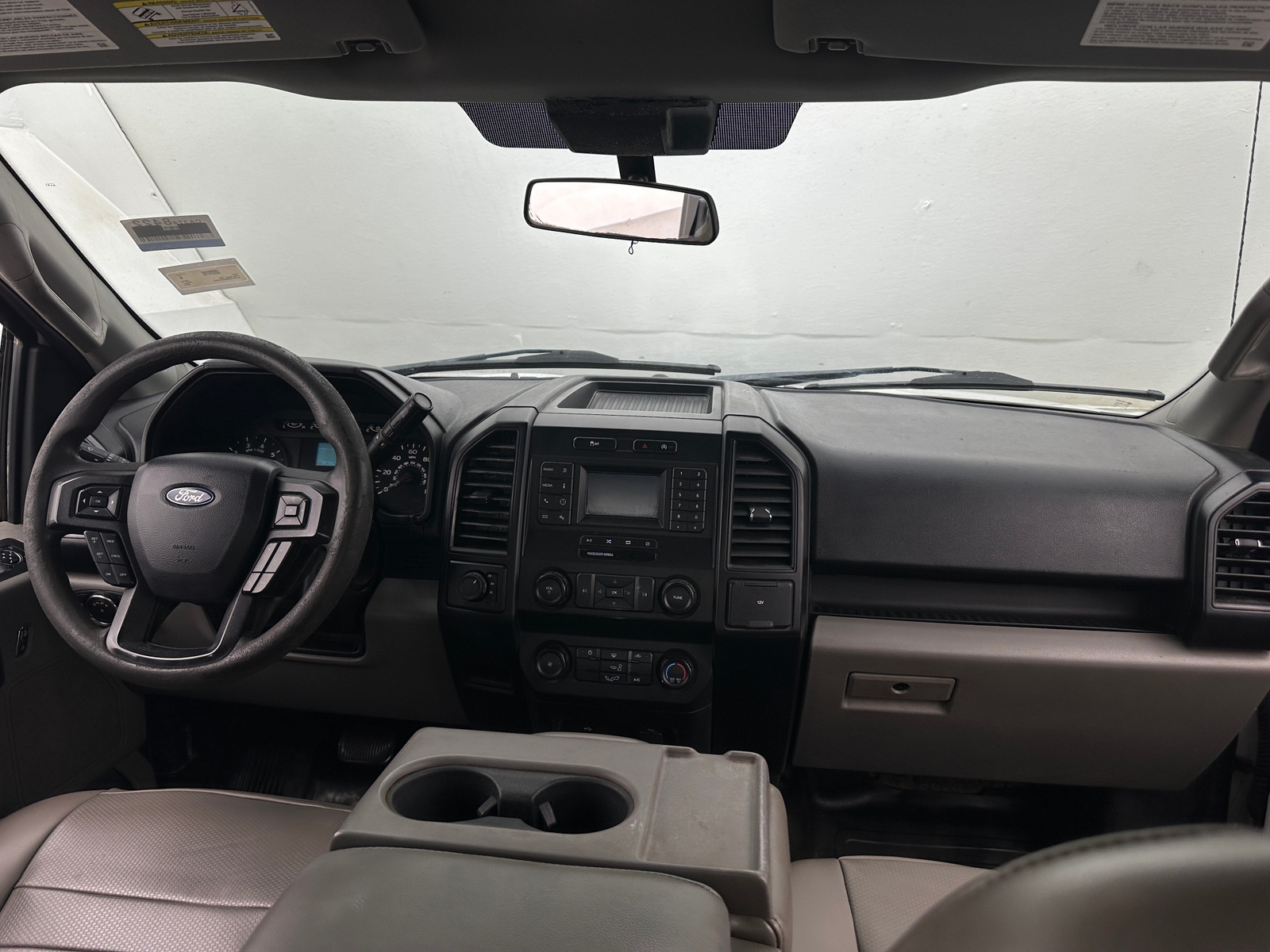 Thumbnail: 2019 Ford Econoline - 3