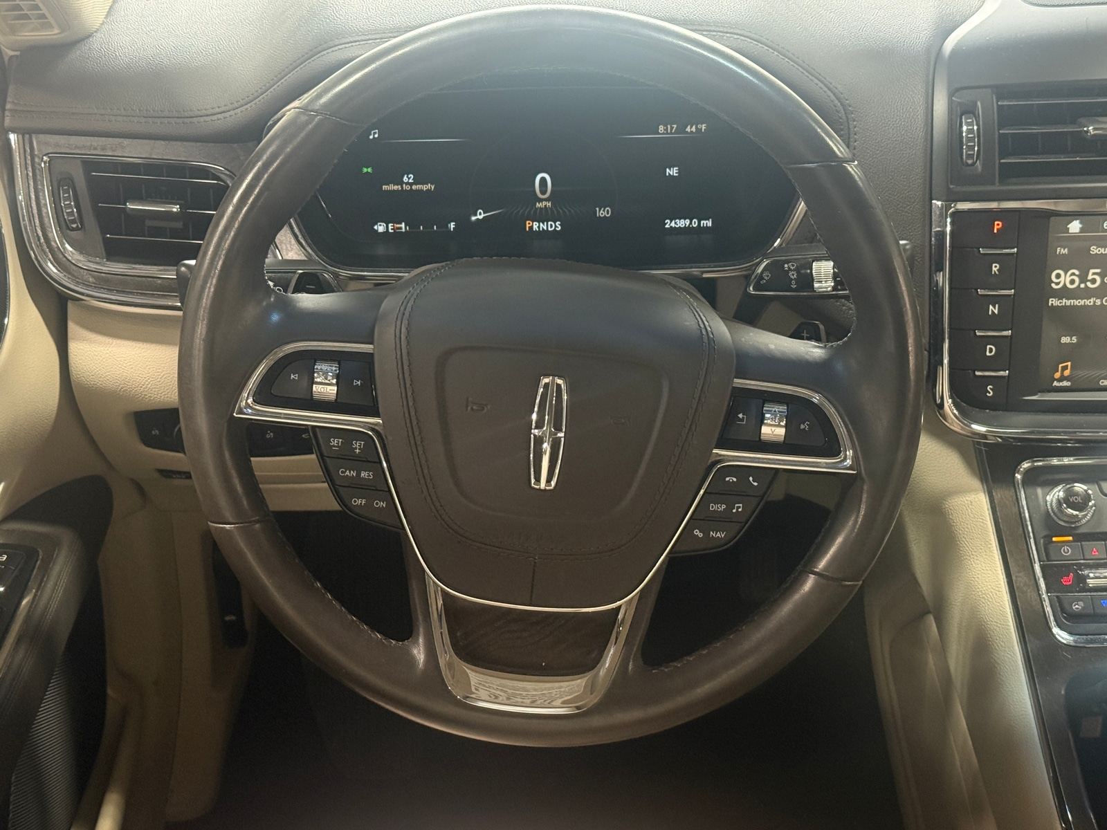 Thumbnail: 2018 Lincoln Continental - 4