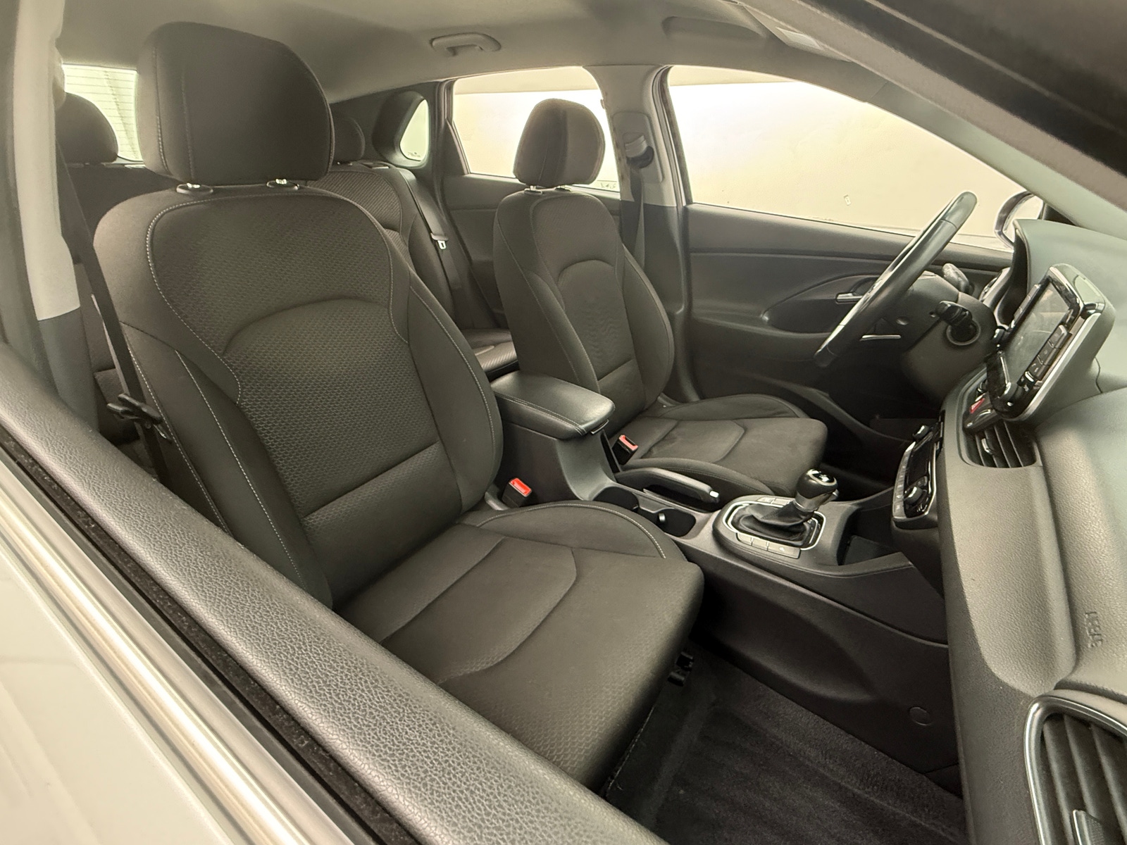 Thumbnail: 2018 Hyundai Elantra - 2