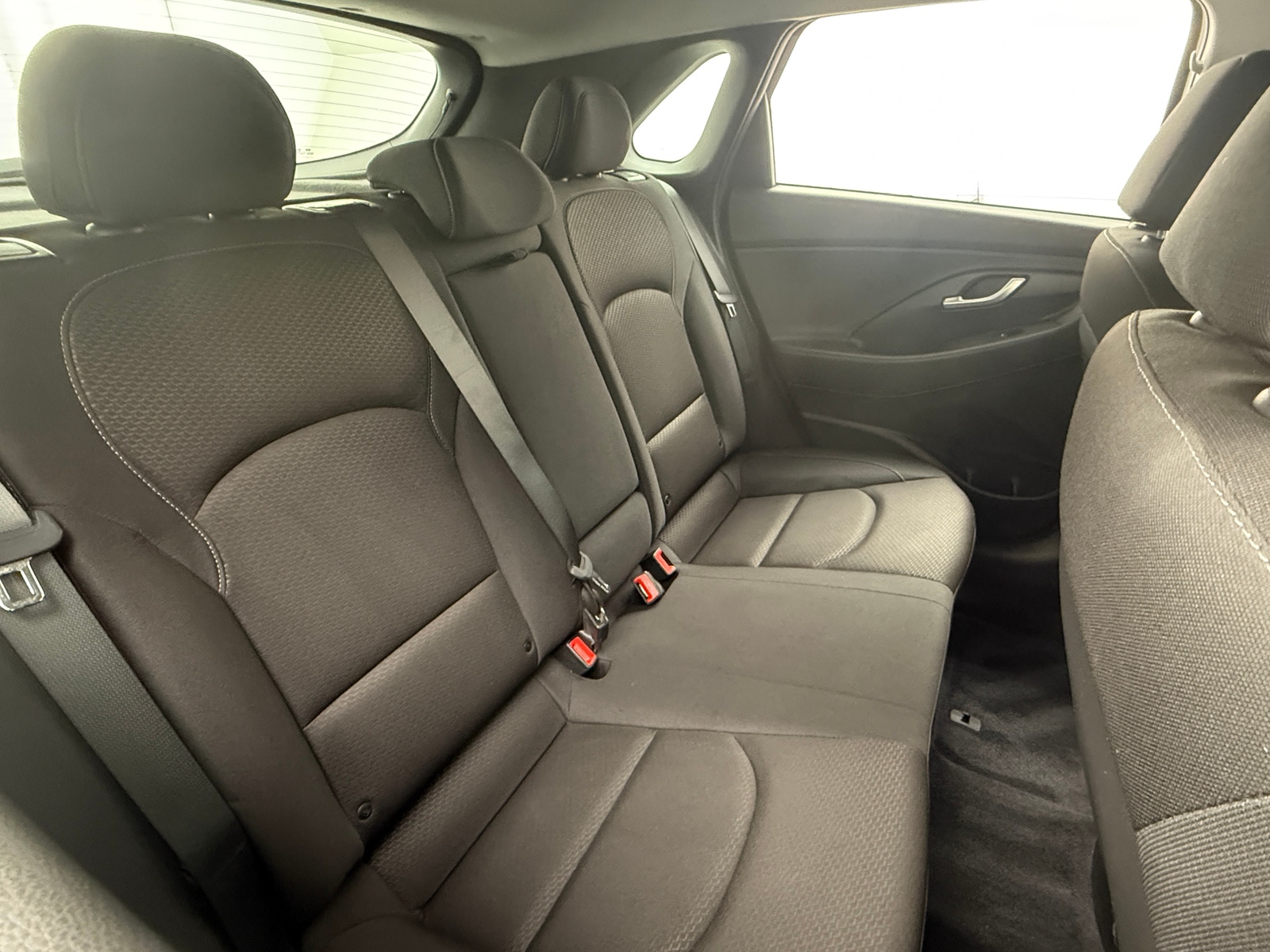 Thumbnail: 2018 Hyundai Elantra - 6