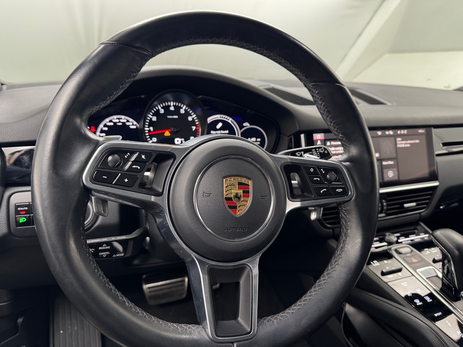 Thumbnail: 2020 Porsche Cayenne - 4