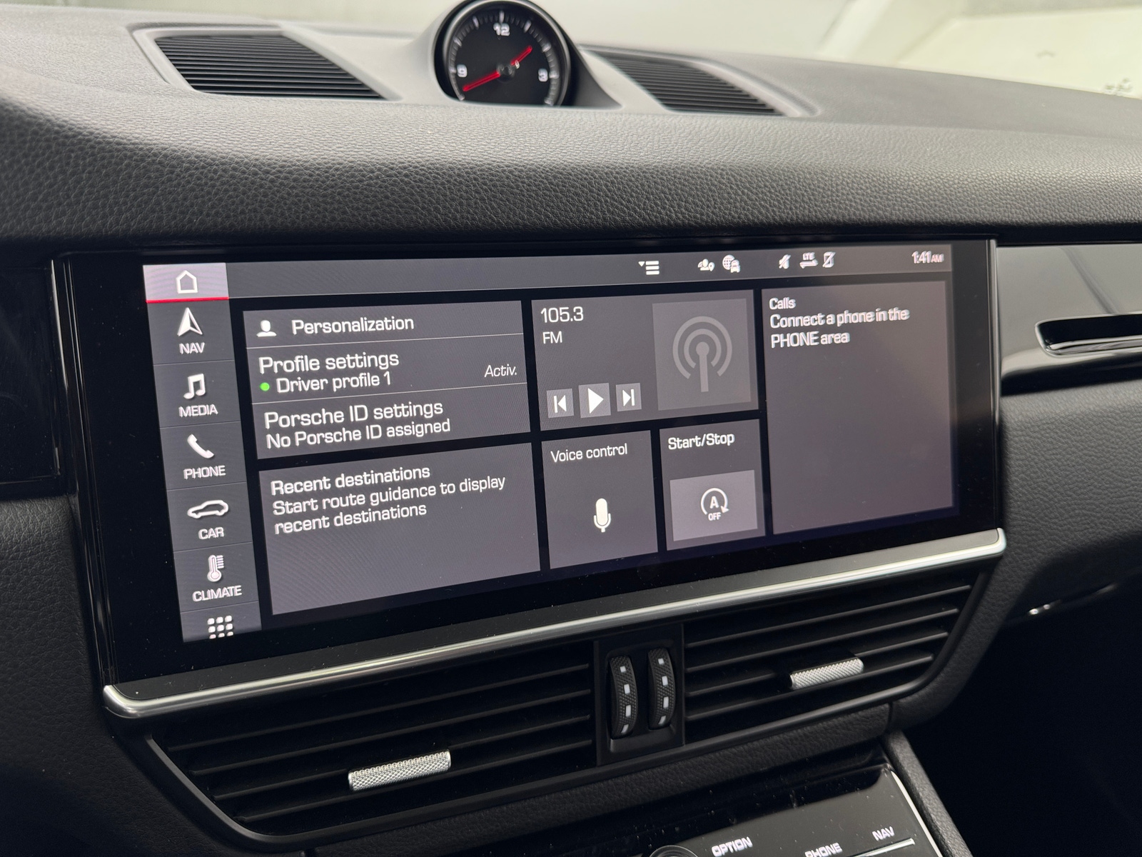 Thumbnail: 2020 Porsche Cayenne - 3