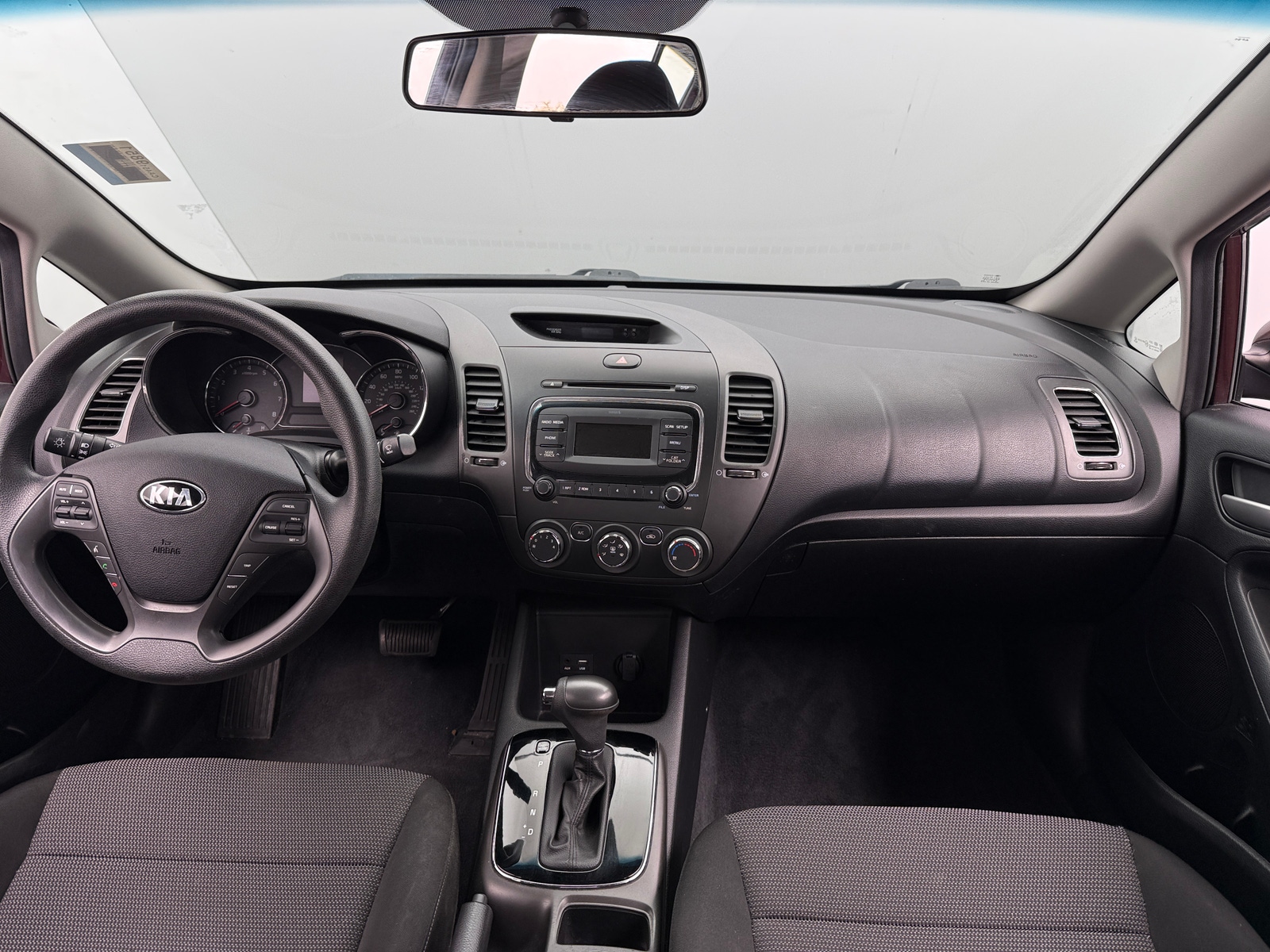 Thumbnail: 2018 Kia Forte - 3