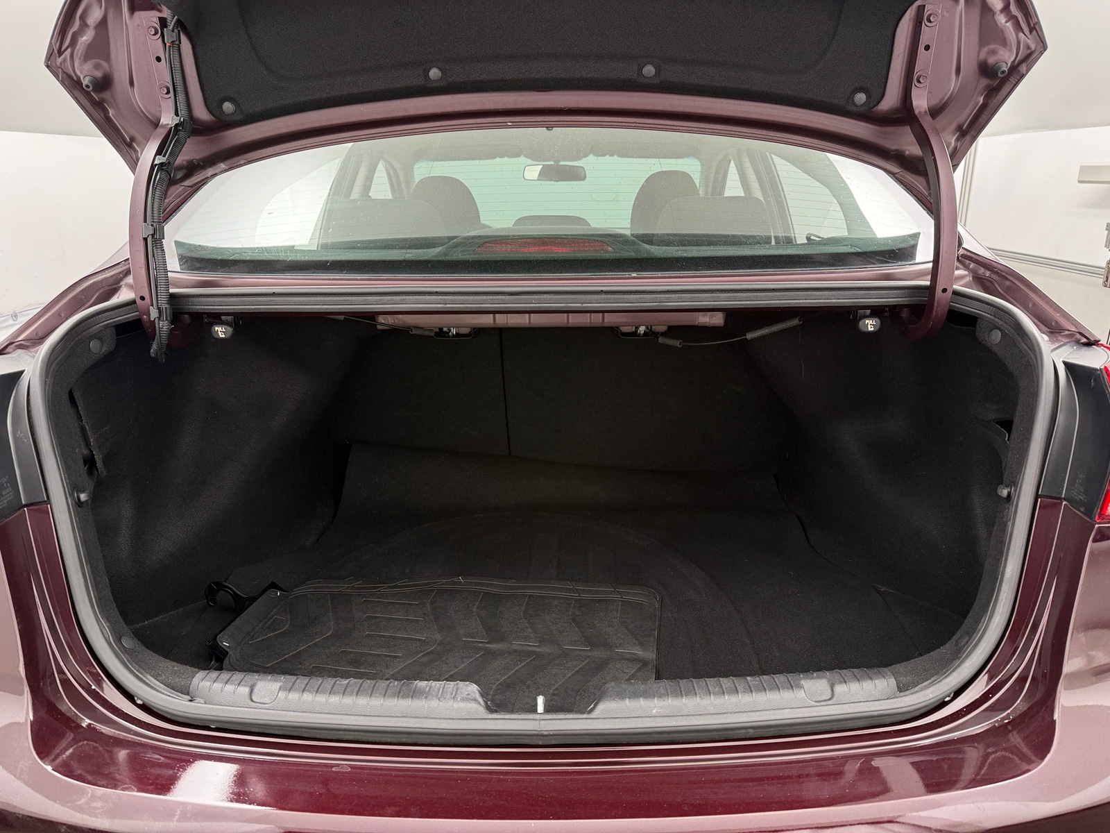 Thumbnail: 2018 Kia Forte - 7