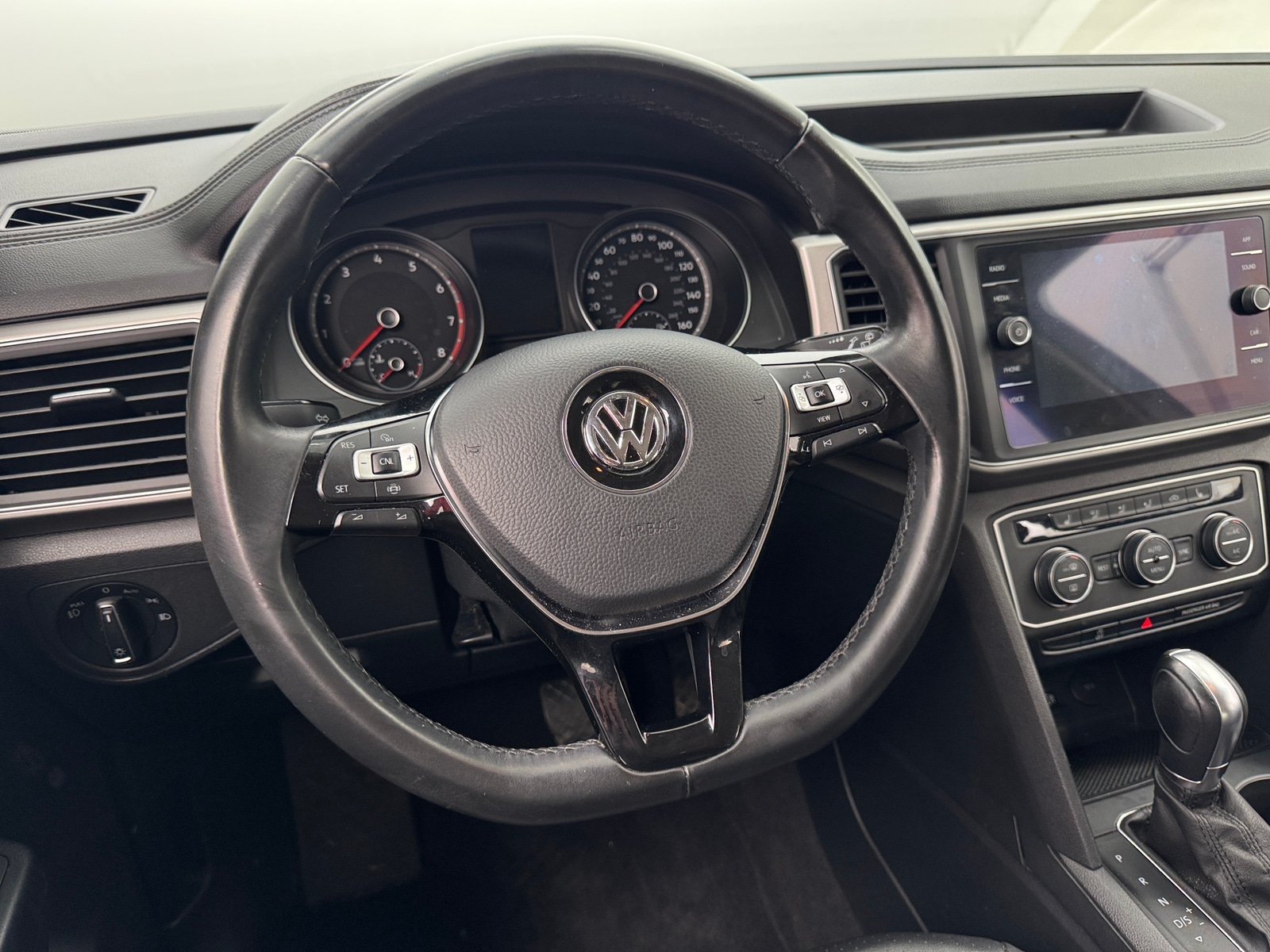 Thumbnail: 2019 Volkswagen Atlas - 4