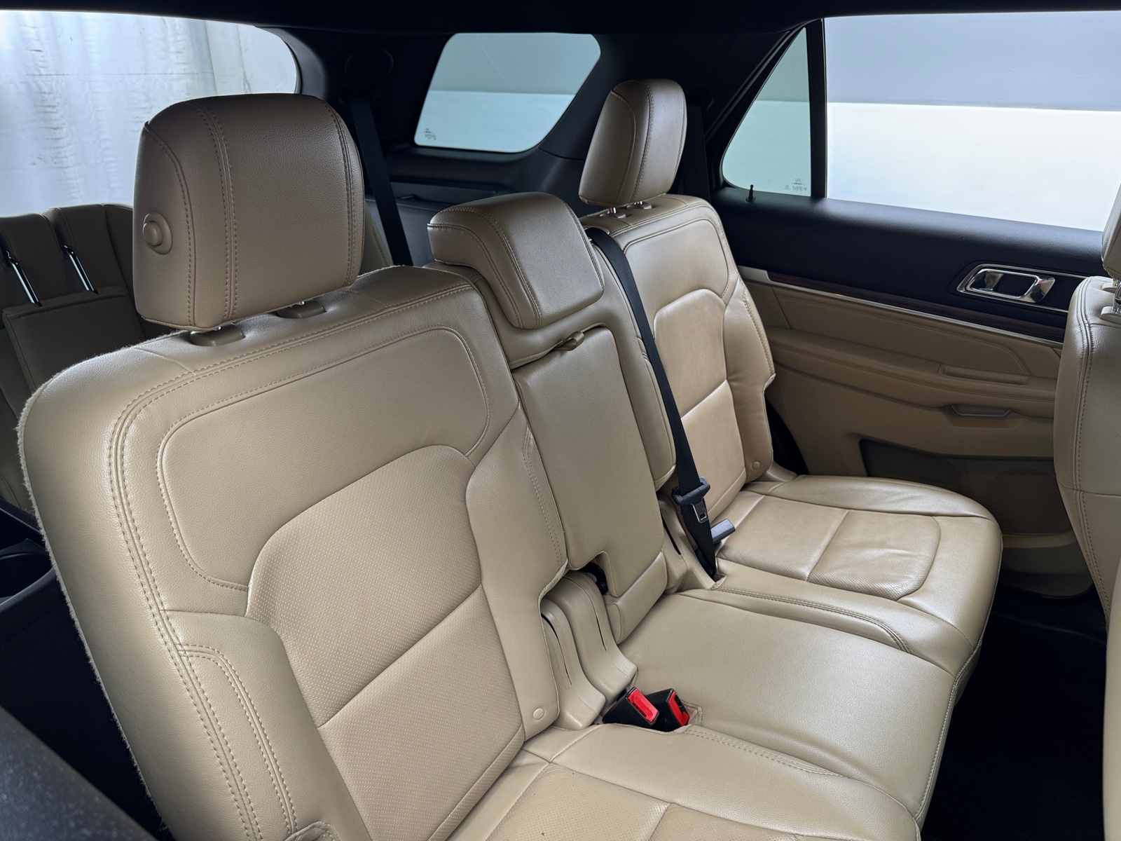 Thumbnail: 2017 Ford Explorer - 5