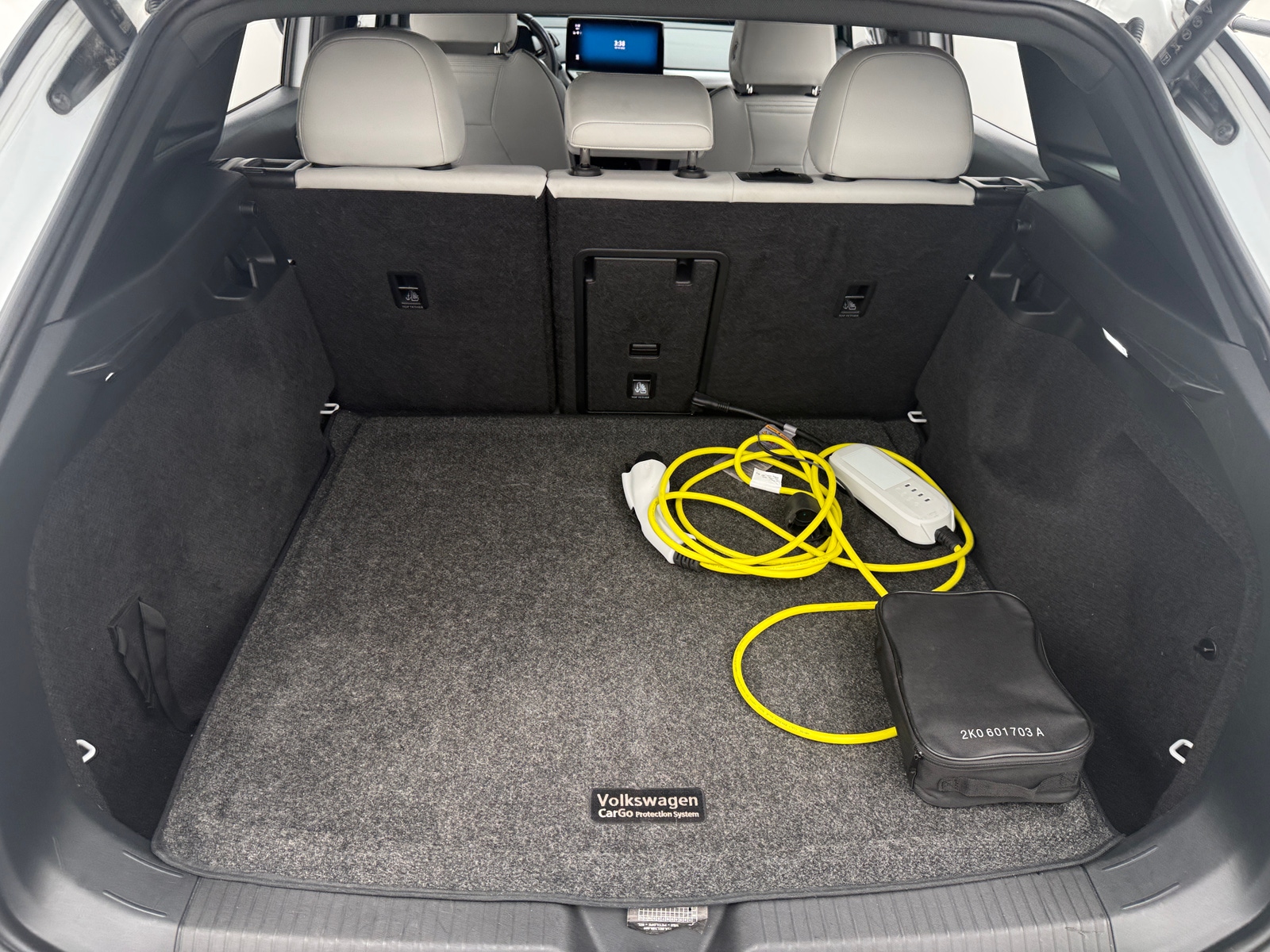 Thumbnail: 2021 Volkswagen ID.4 - 6