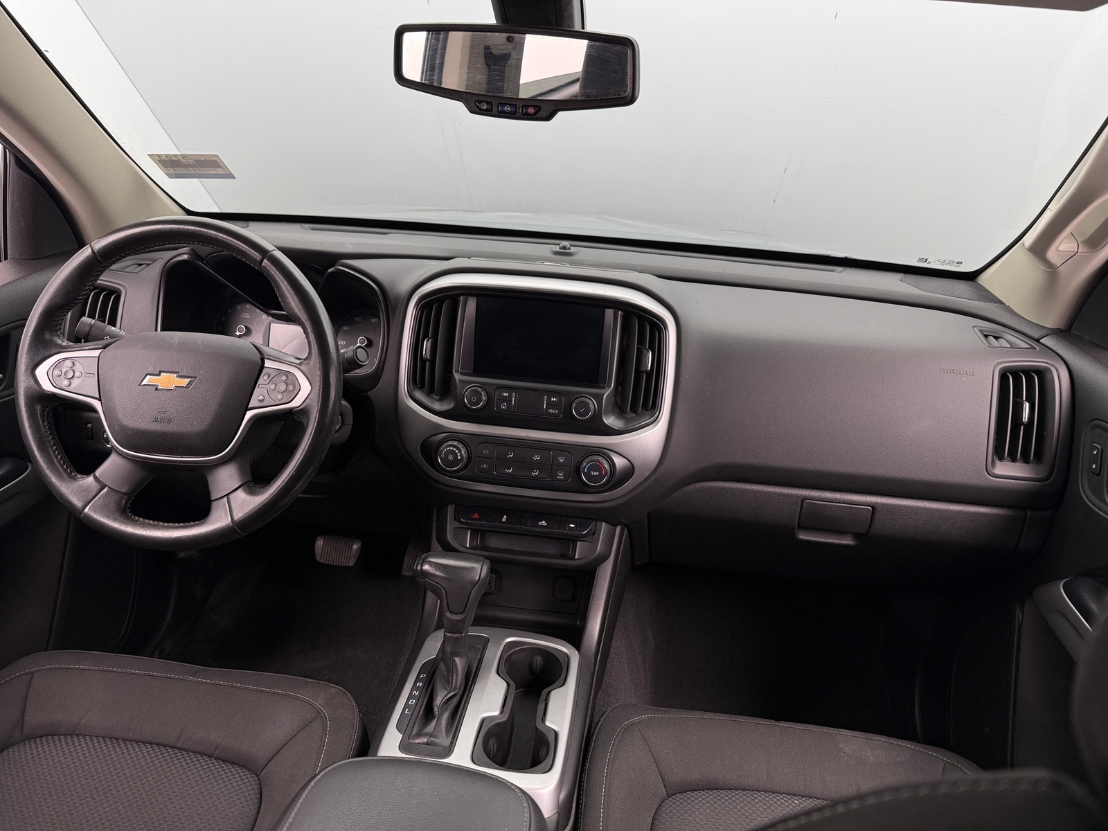 Thumbnail: 2021 Chevrolet Colorado - 3